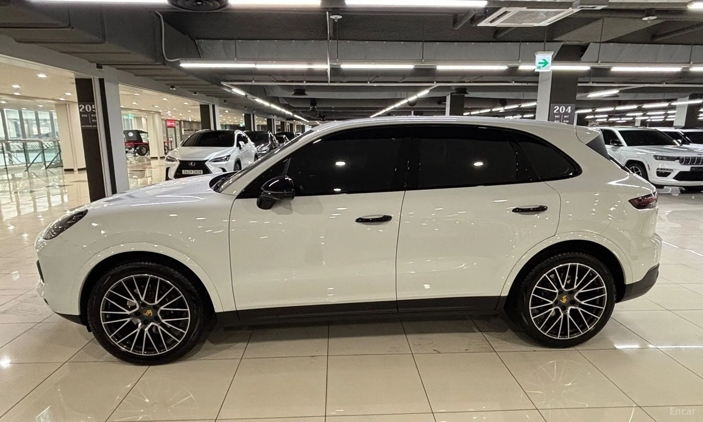 Porsche Cayenne (PO536) превью 7