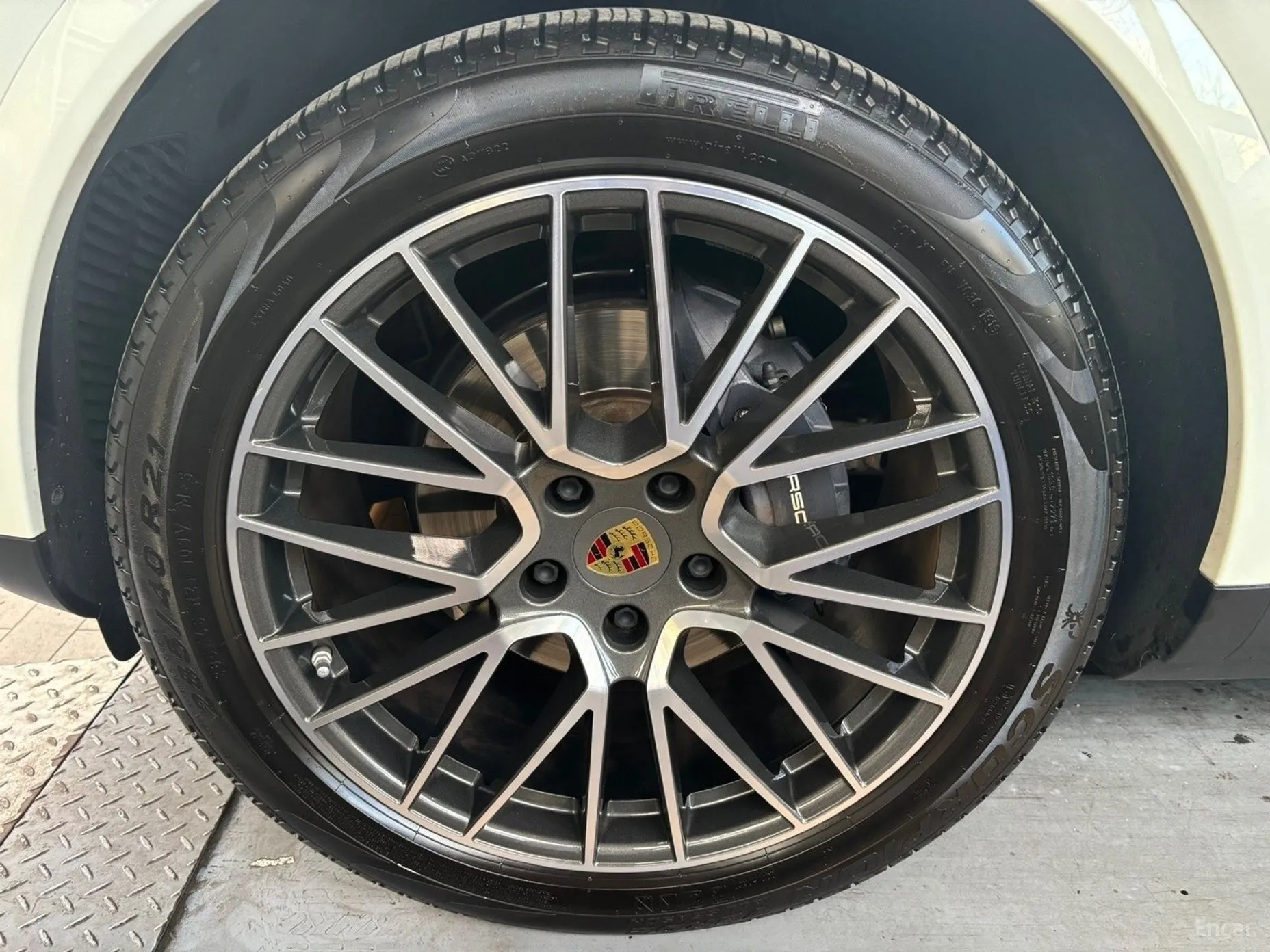 Porsche Cayenne (PO536) превью 8