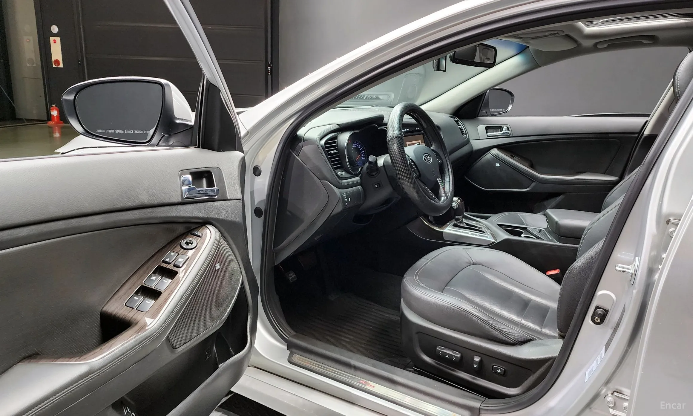 Kia K5 превью 11