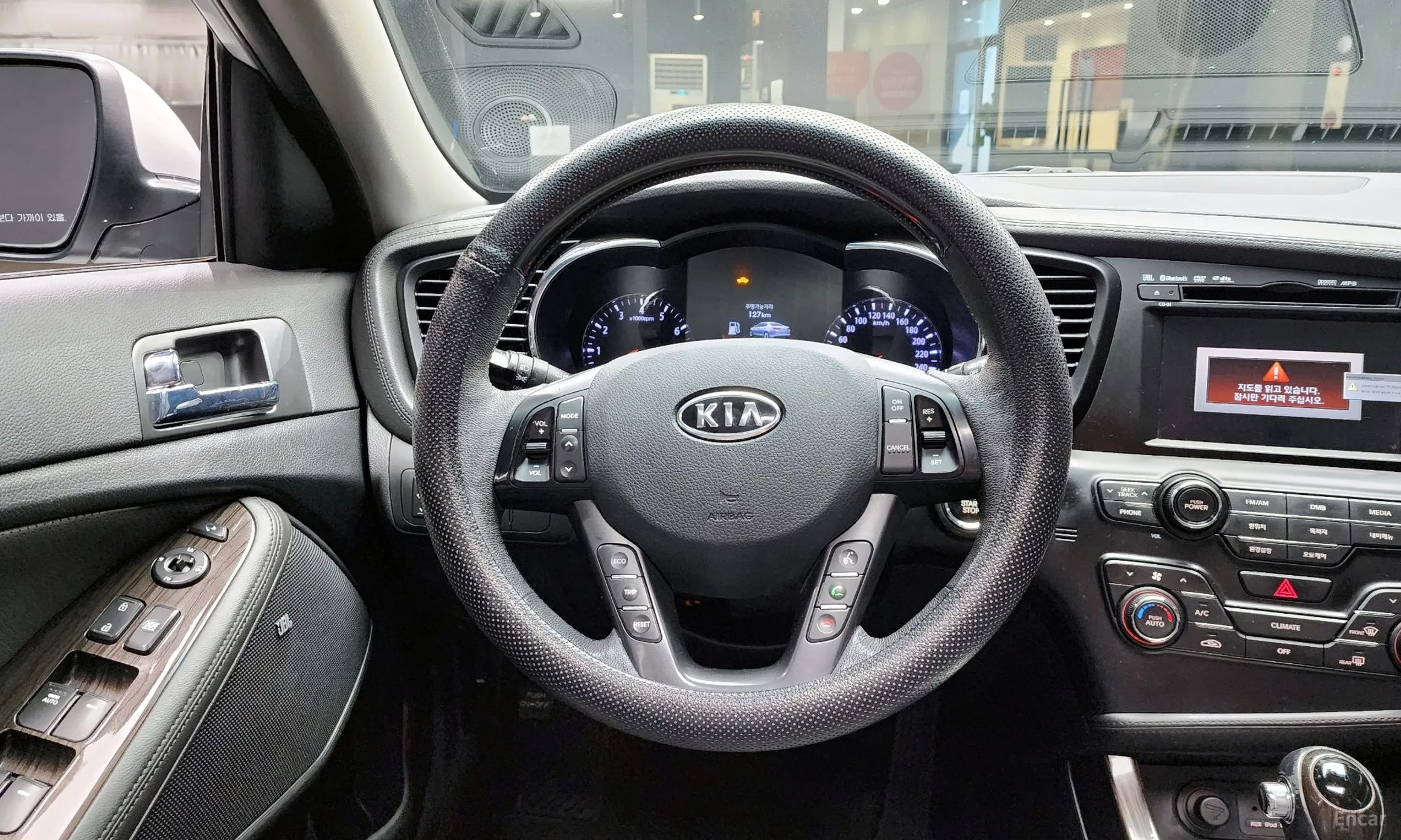 Kia K5 превью 14