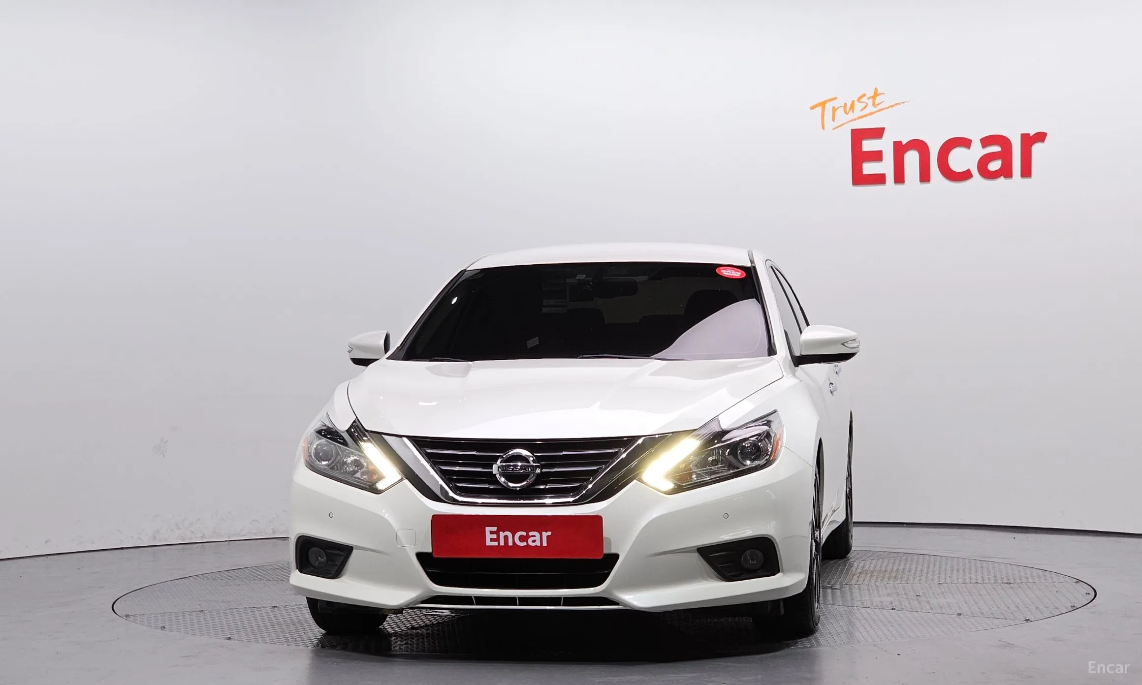 Nissan Altima превью 3