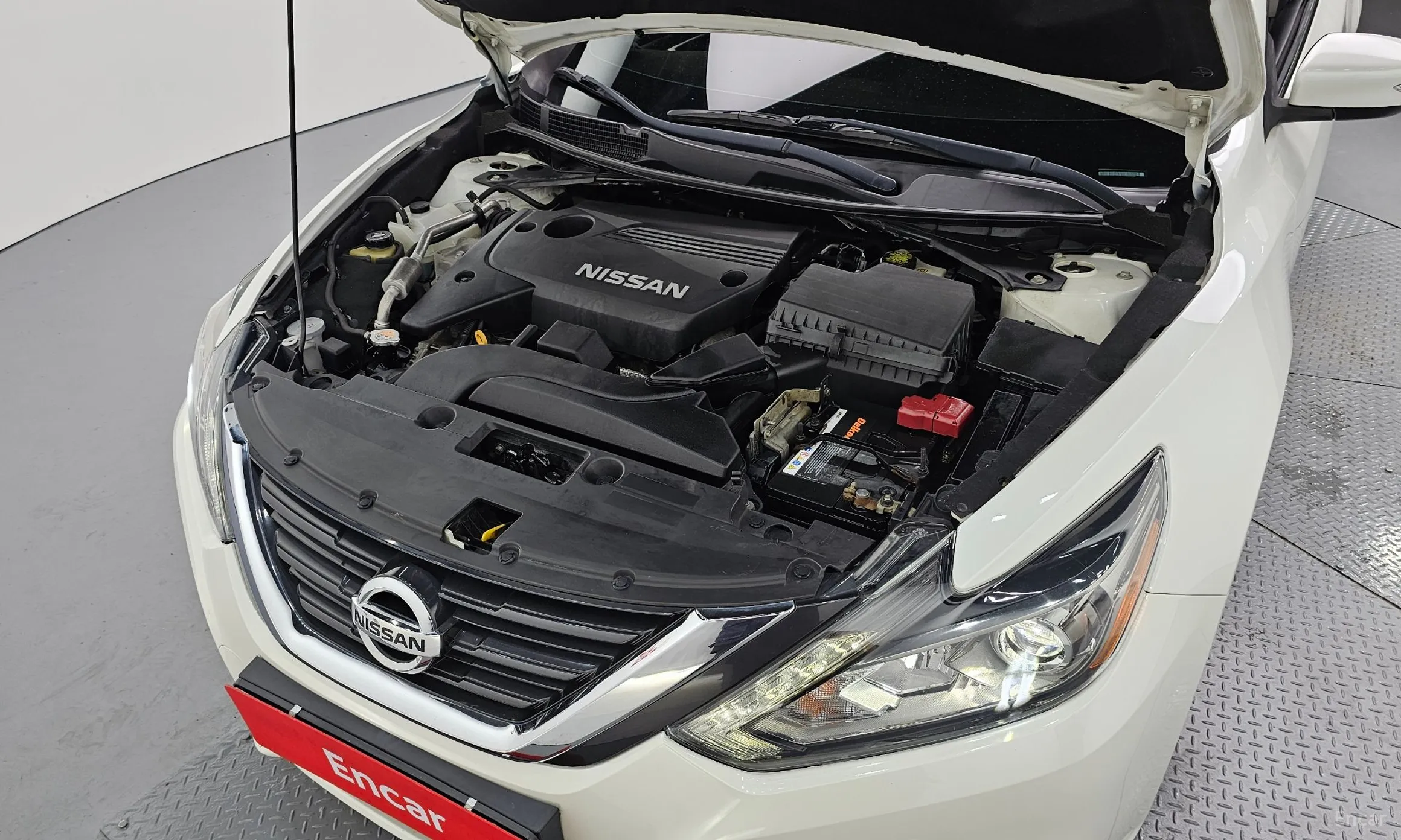 Nissan Altima превью 6