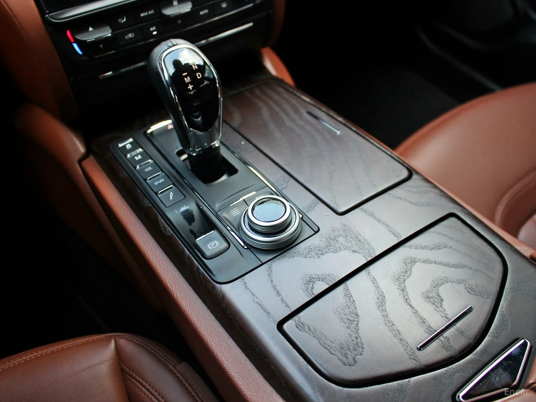 Maserati Quattroporte превью 15