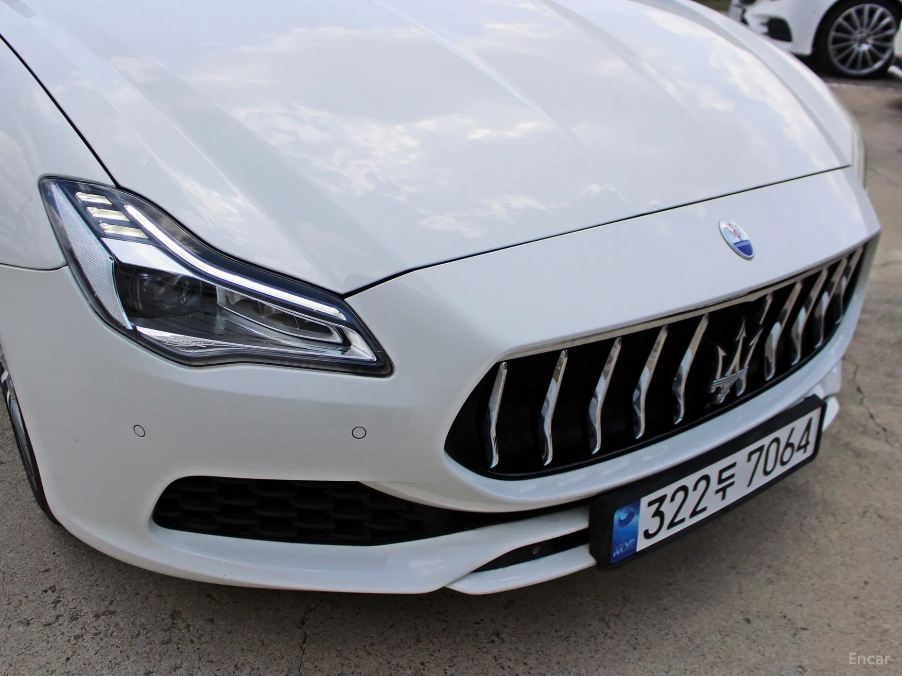 Maserati Quattroporte превью 5