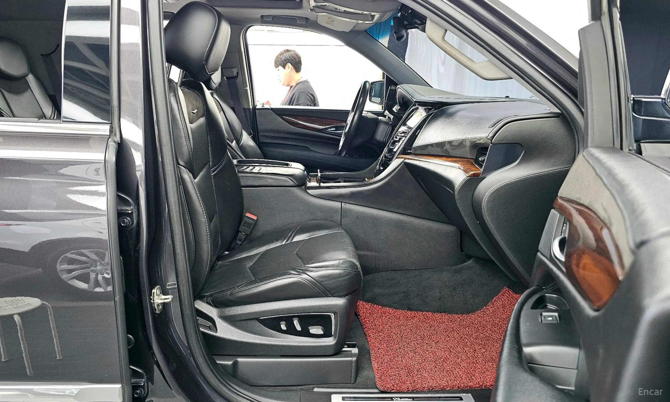 Cadillac Escalade превью 11