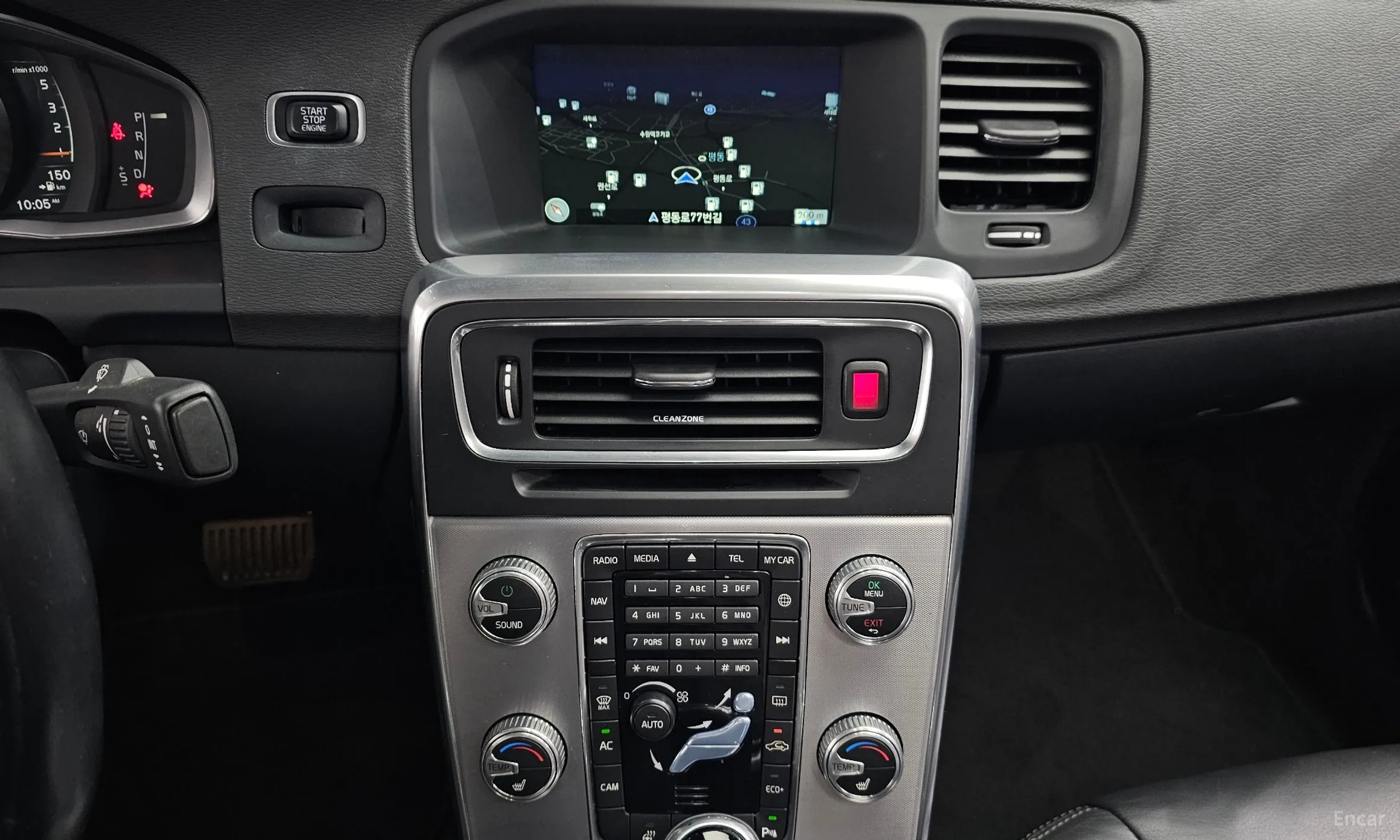 Volvo S60 превью 16