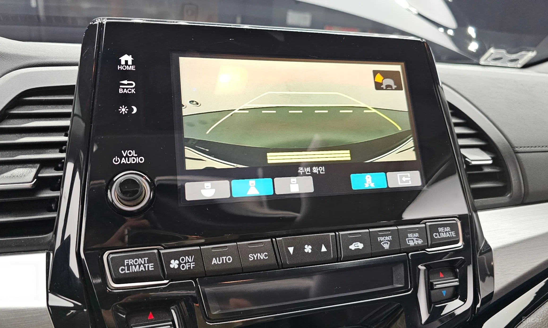 Honda Odyssey превью 17