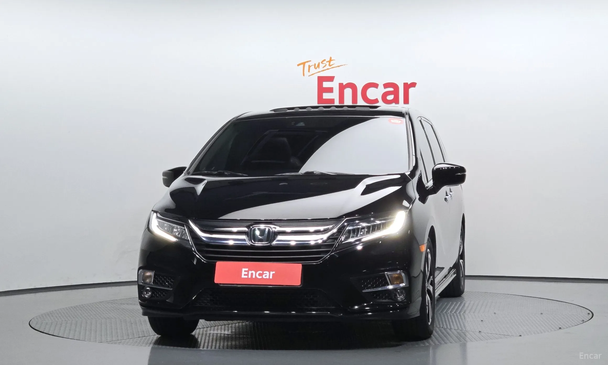 Honda Odyssey превью 3