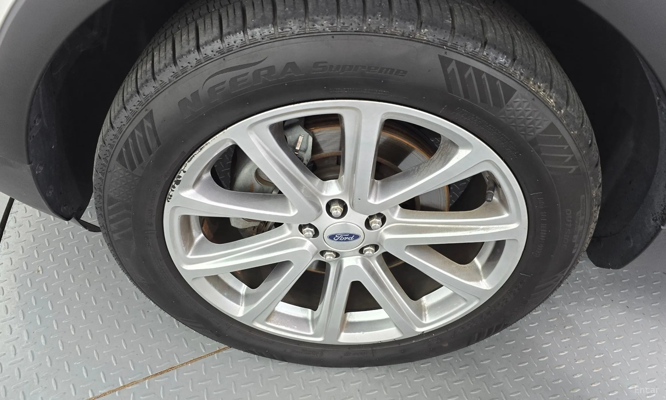 Ford Explorer превью 5