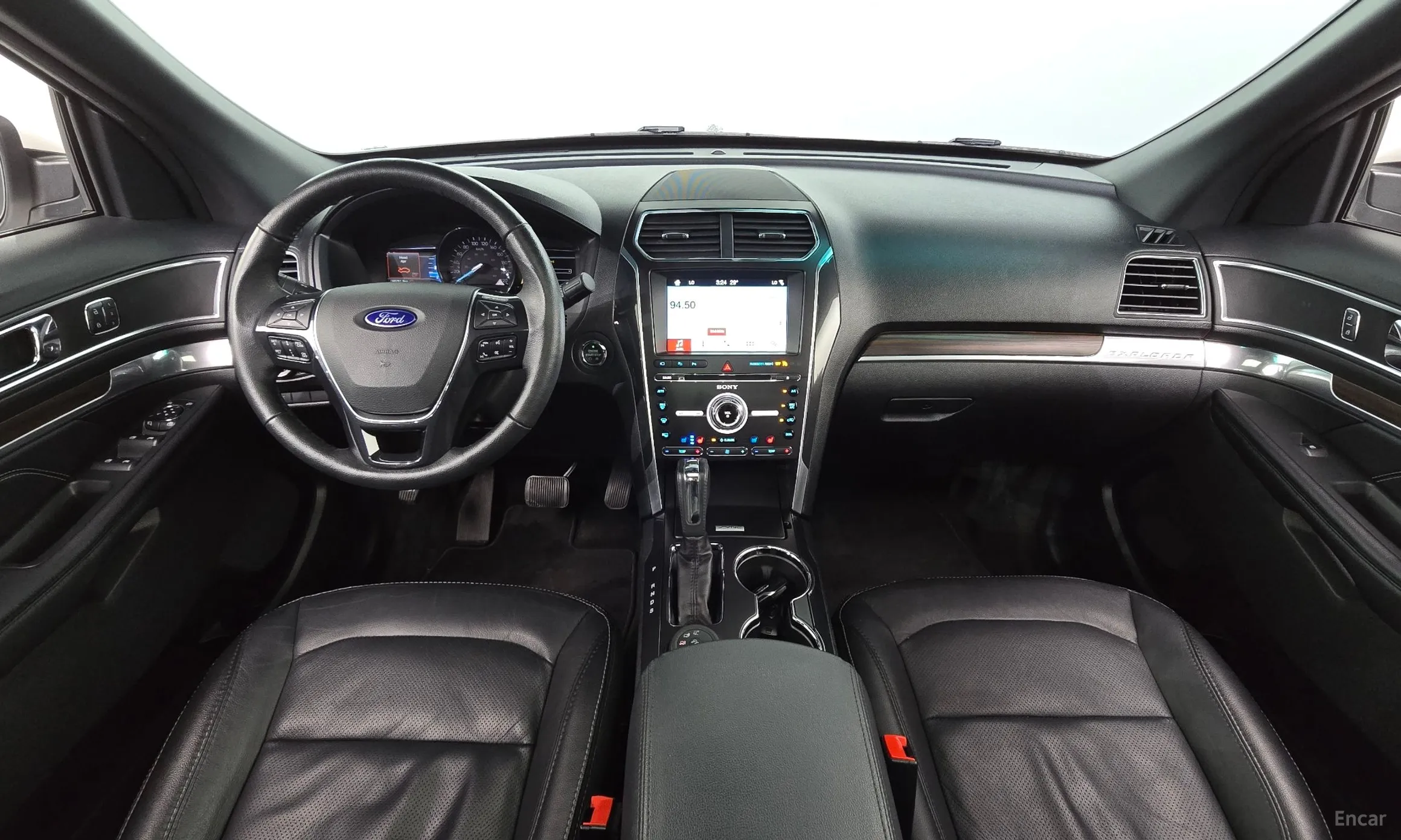 Ford Explorer превью 7