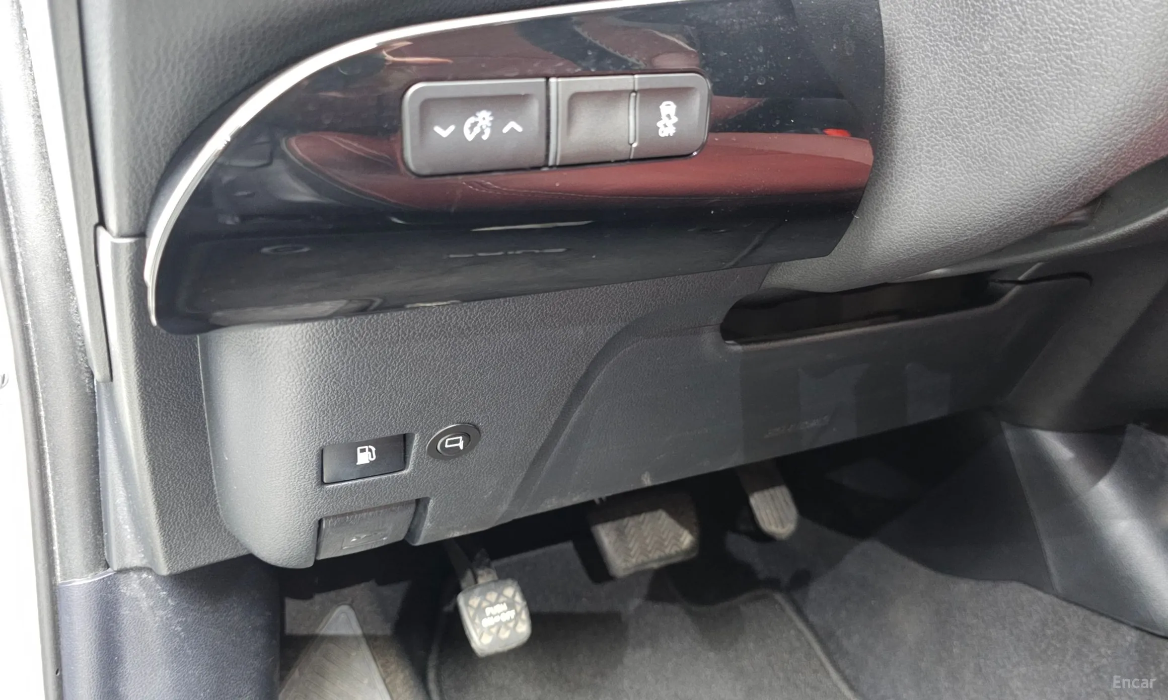 Toyota Prius 4th Generation превью 19