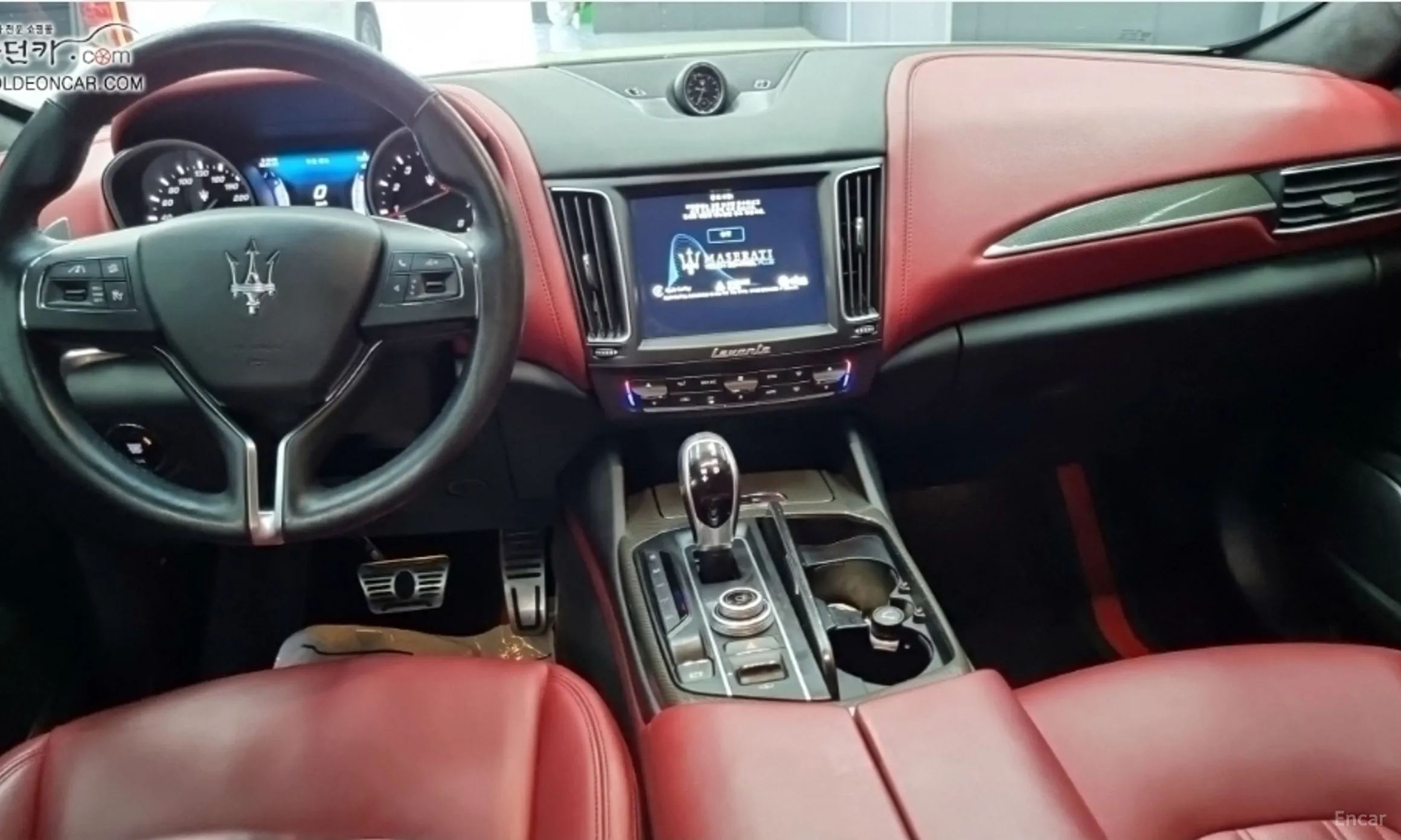 Maserati Levante превью 5