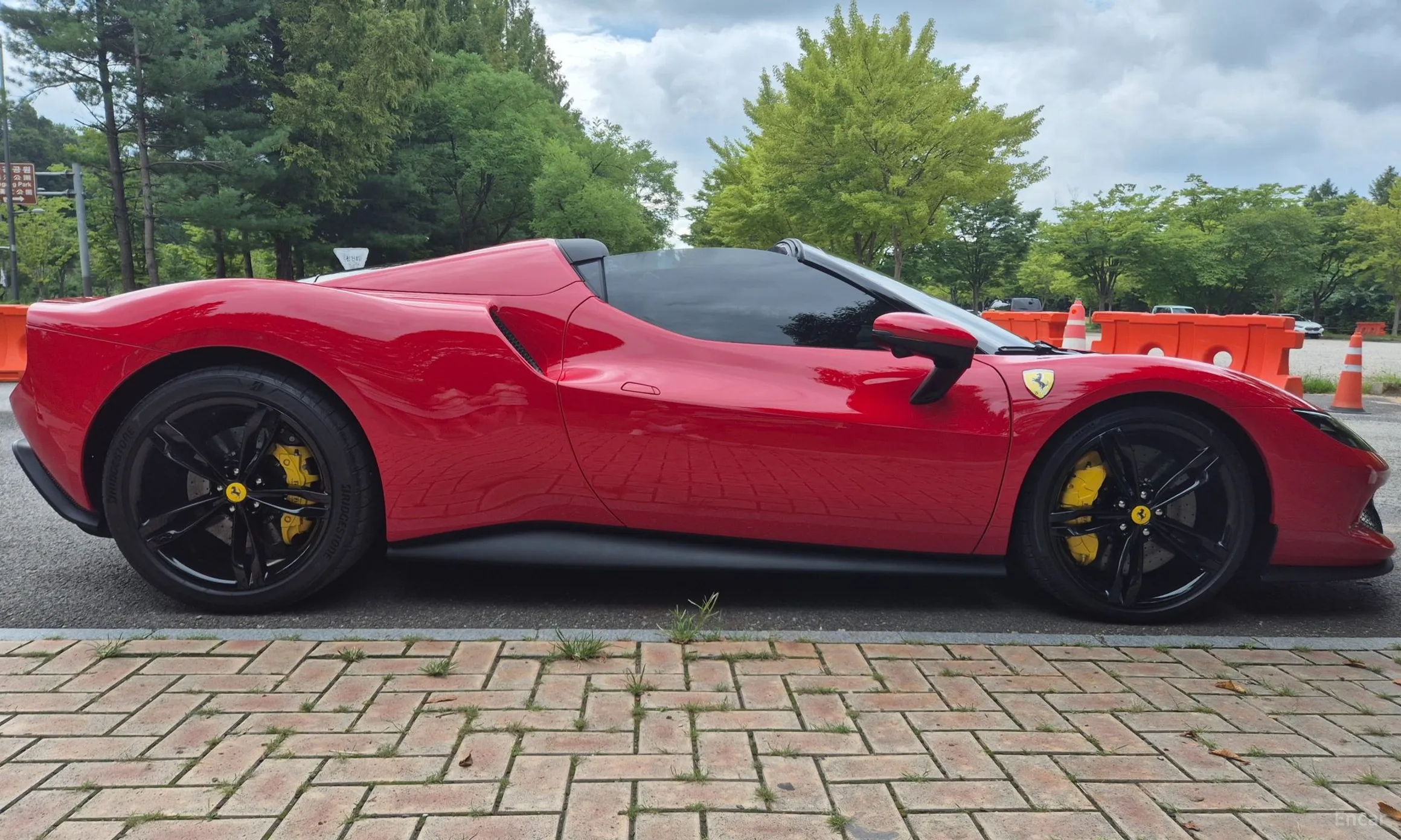 Ferrari 296 GTS превью 12