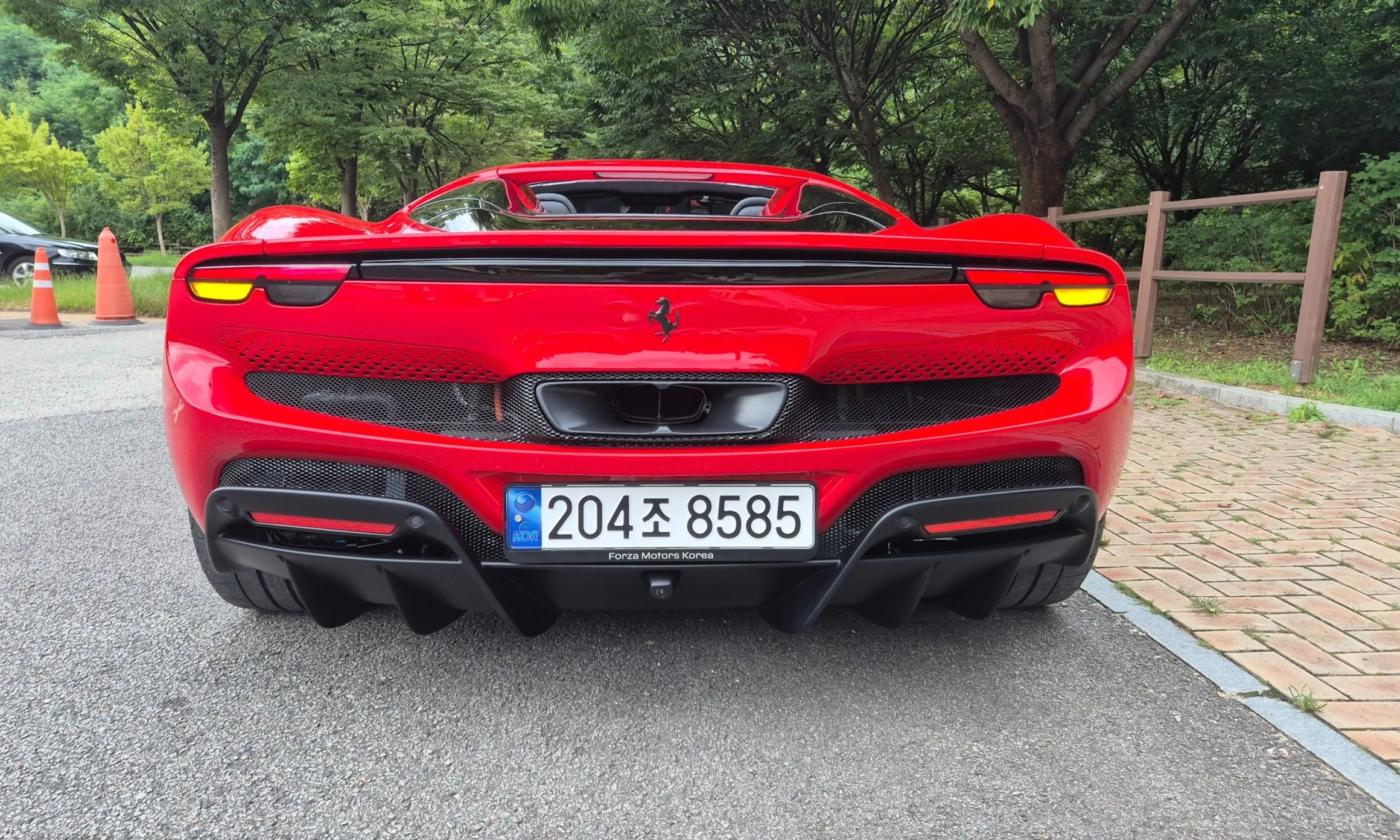 Ferrari 296 GTS превью 4