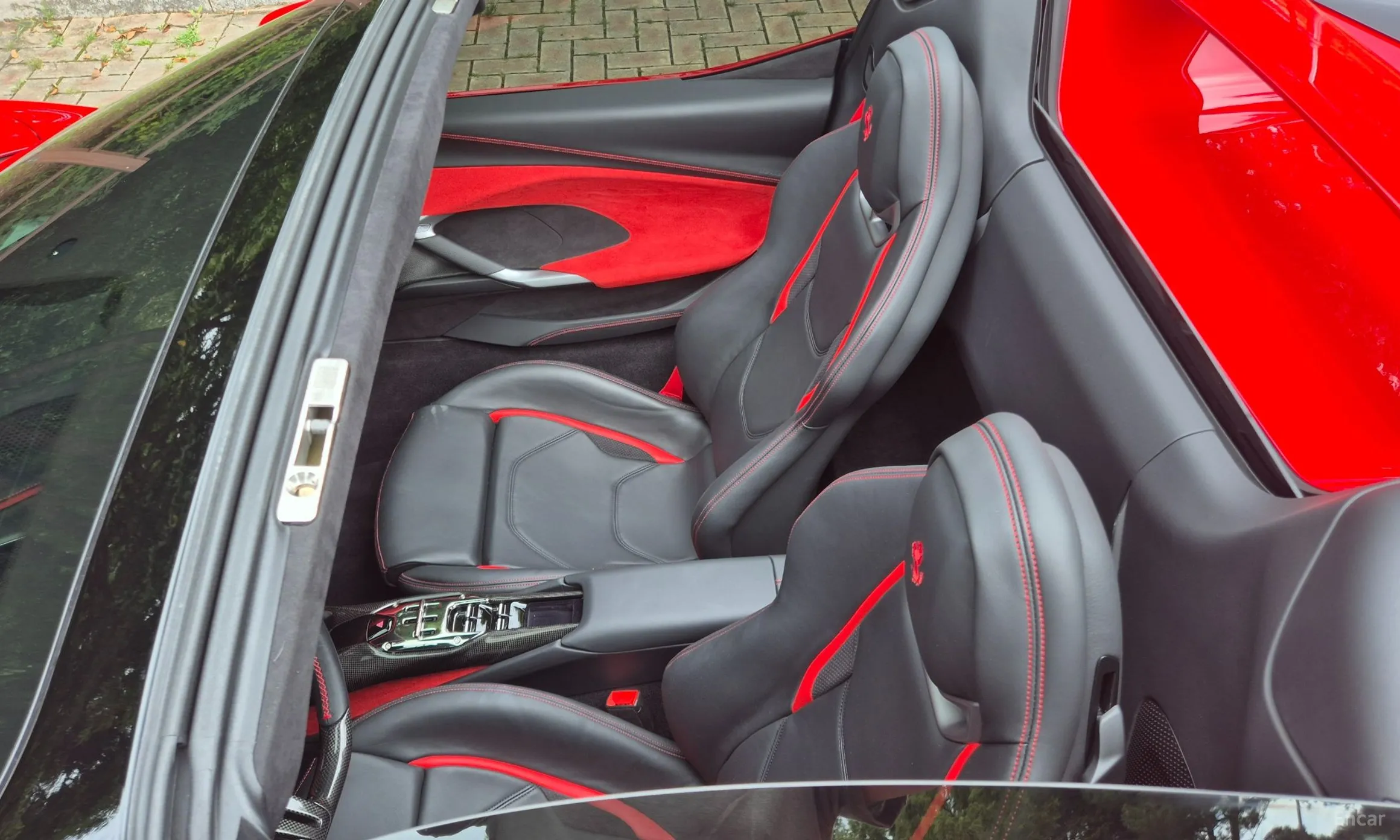 Ferrari 296 GTS превью 7