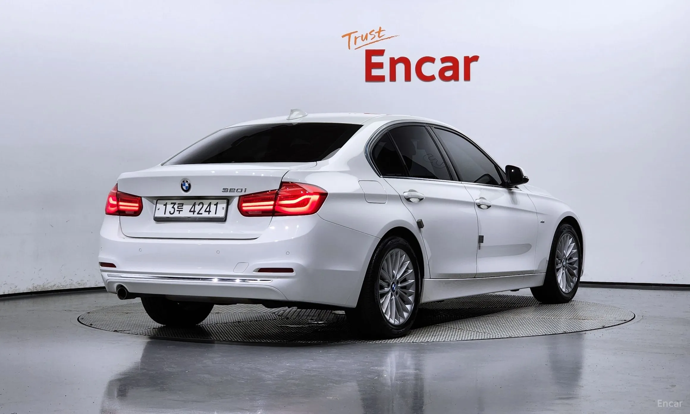 BMW 3 Series (F30) превью 2