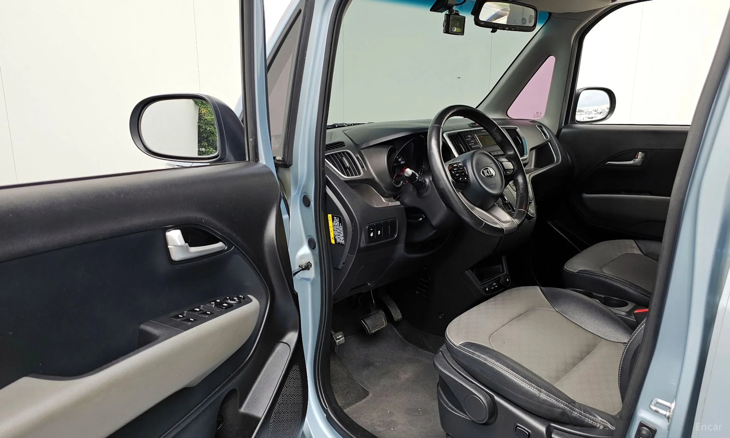 Kia Ray превью 11