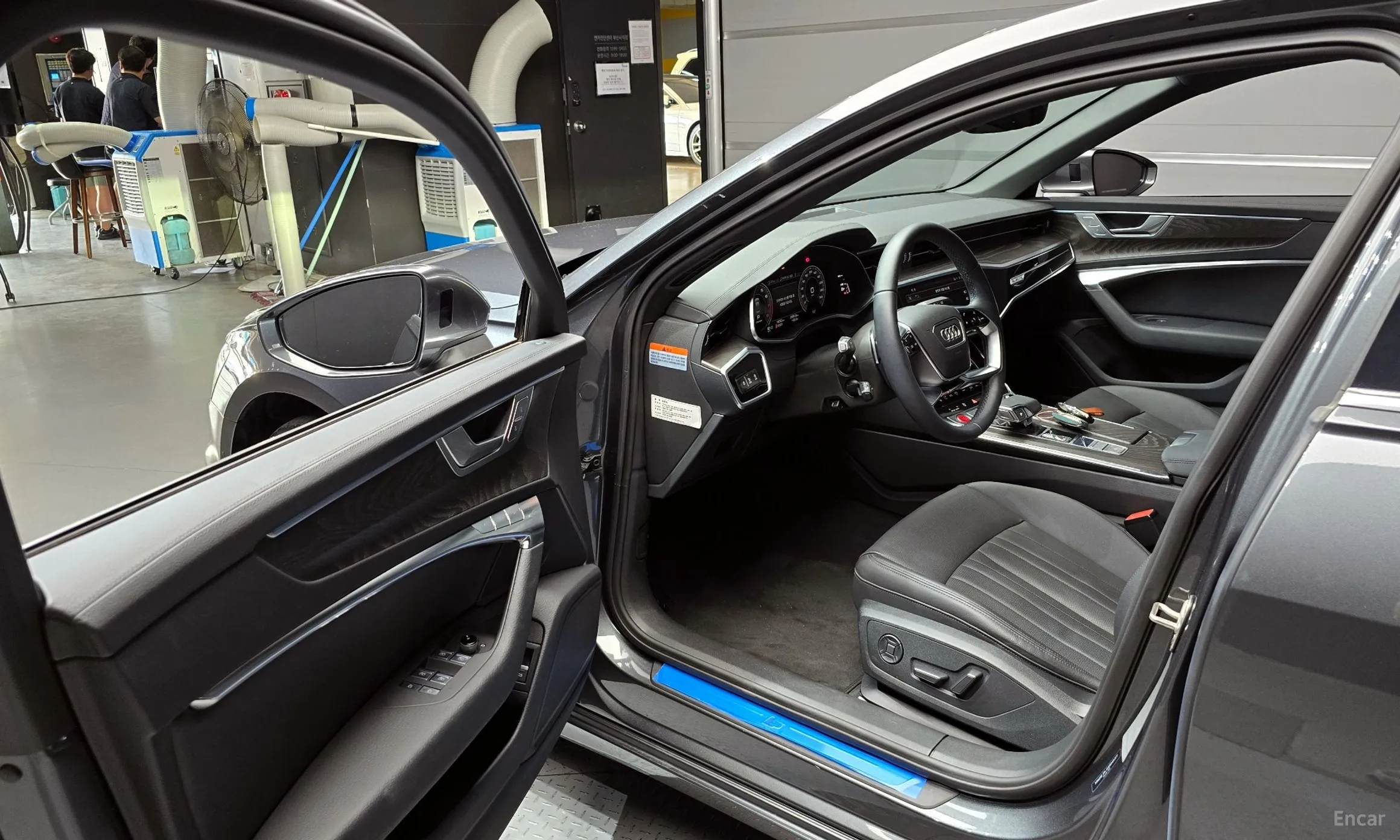Audi A6 (C8) превью 11