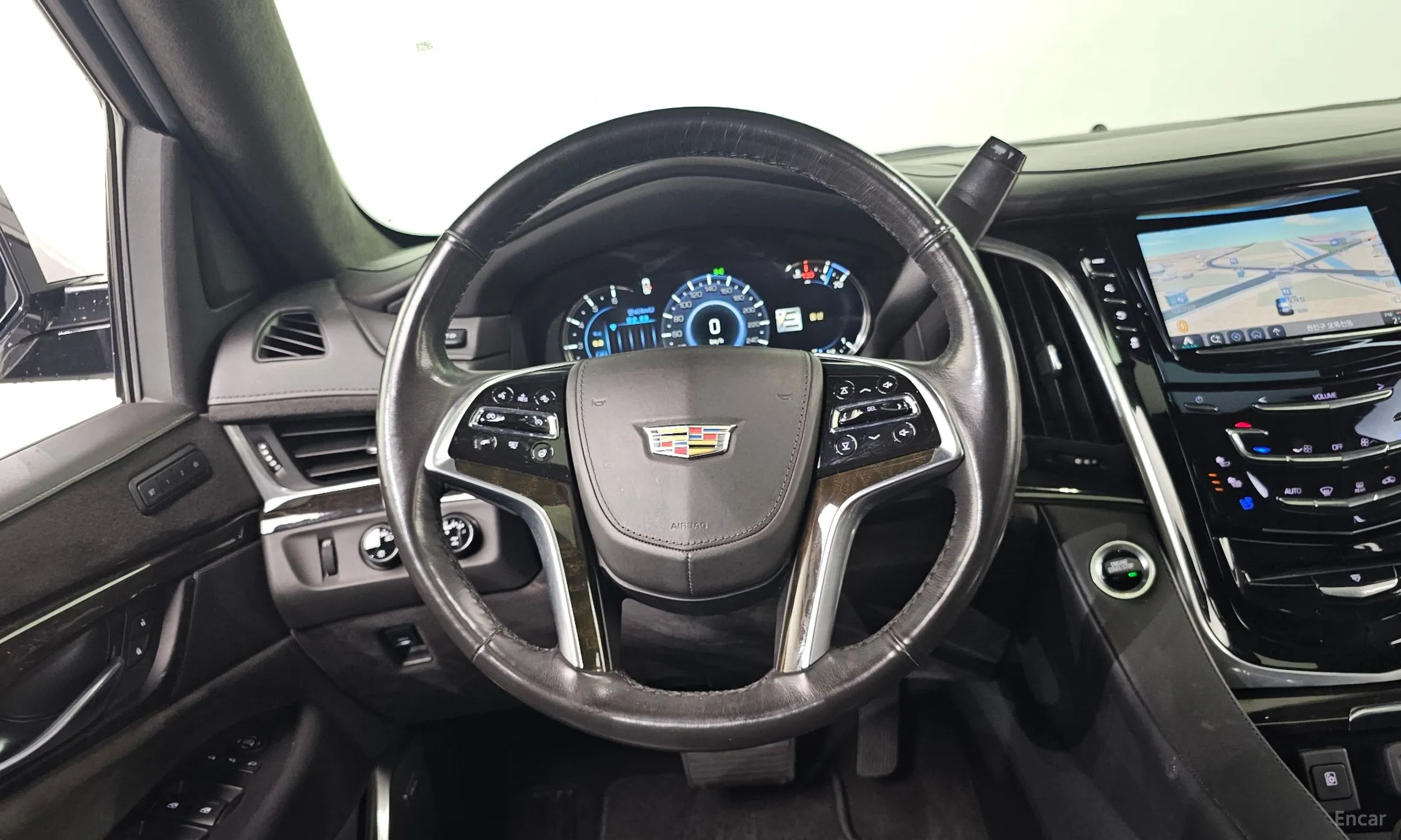 Cadillac Escalade превью 13