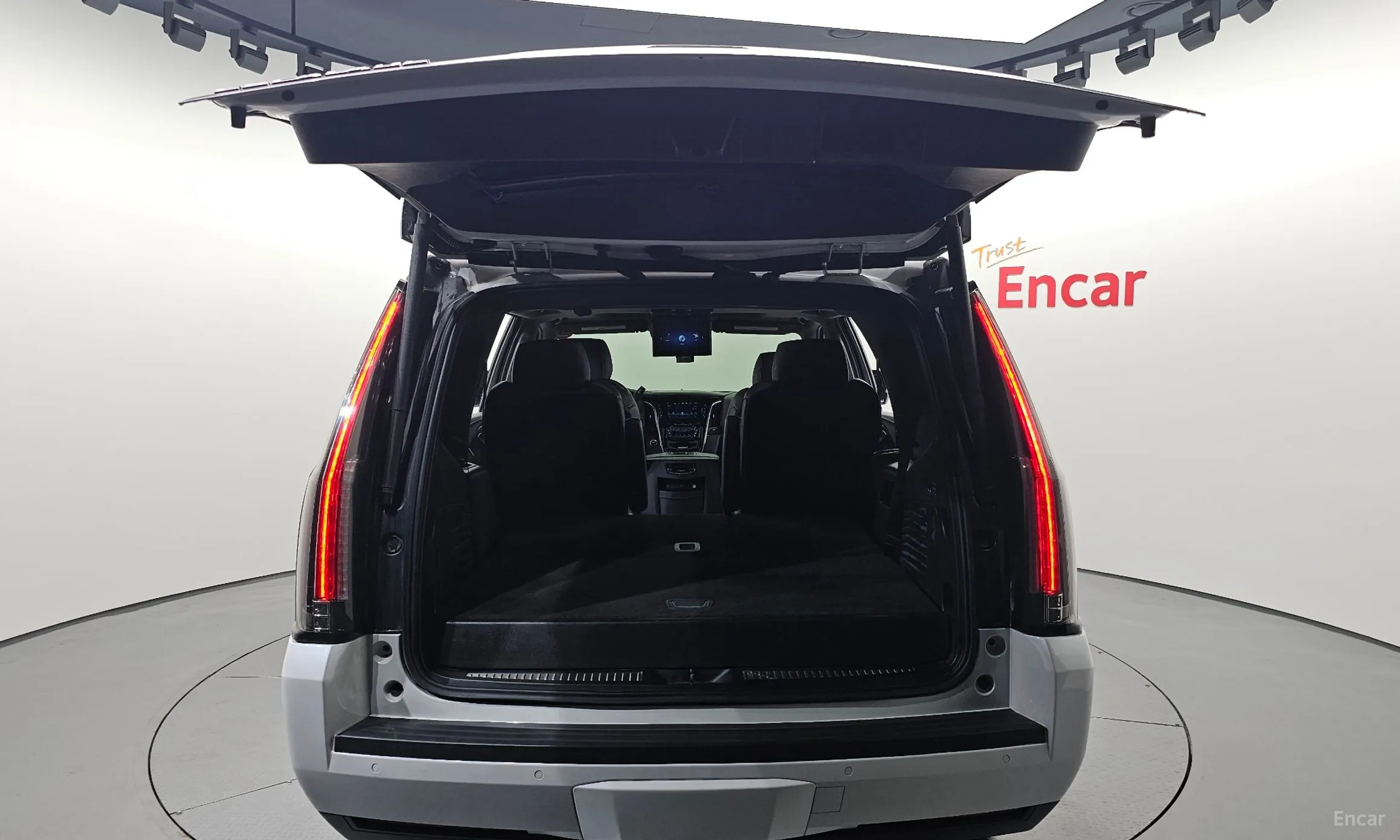Cadillac Escalade превью 20