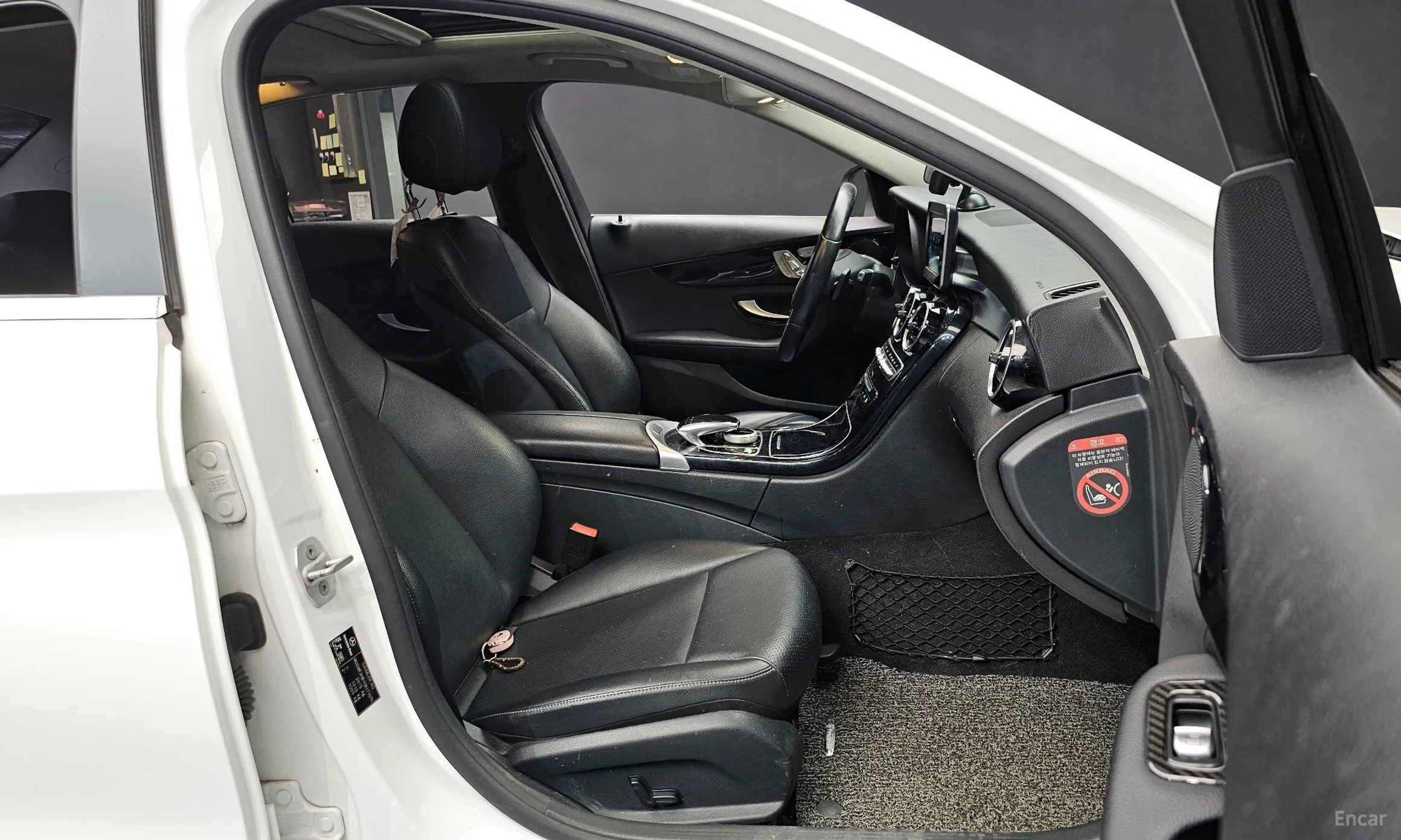 Mercedes Benz C-Class W205 превью 10
