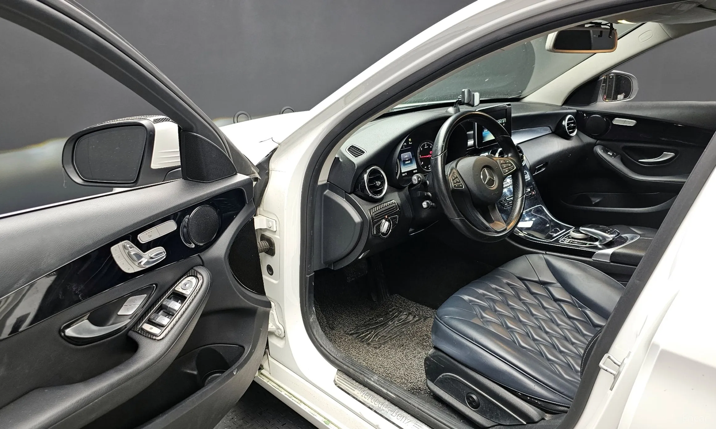 Mercedes Benz C-Class W205 превью 11