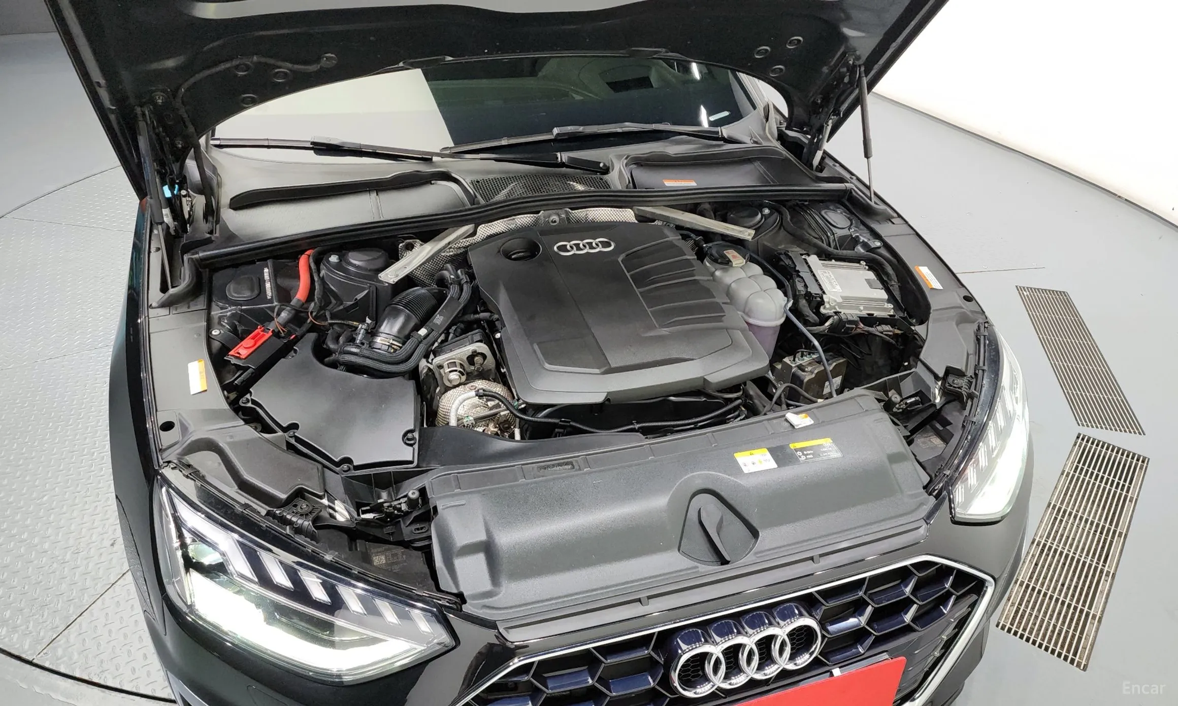 Audi A4 (B9) превью 6