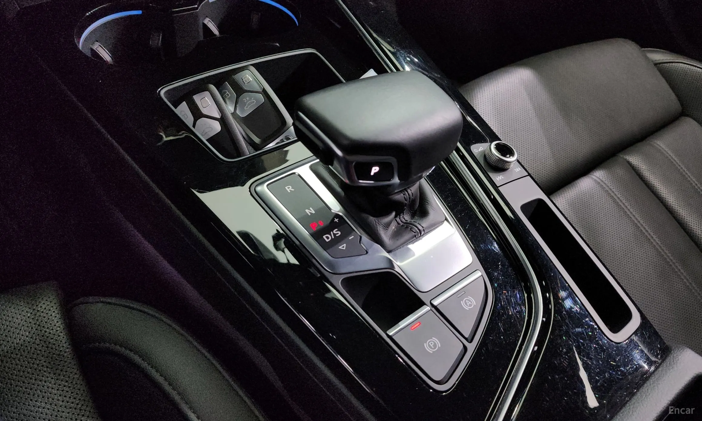 Audi A4 (B9) превью 9
