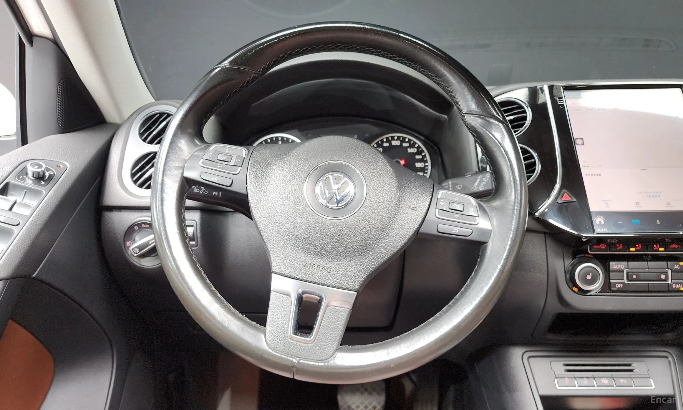 Volkswagen New Tiguan превью 13
