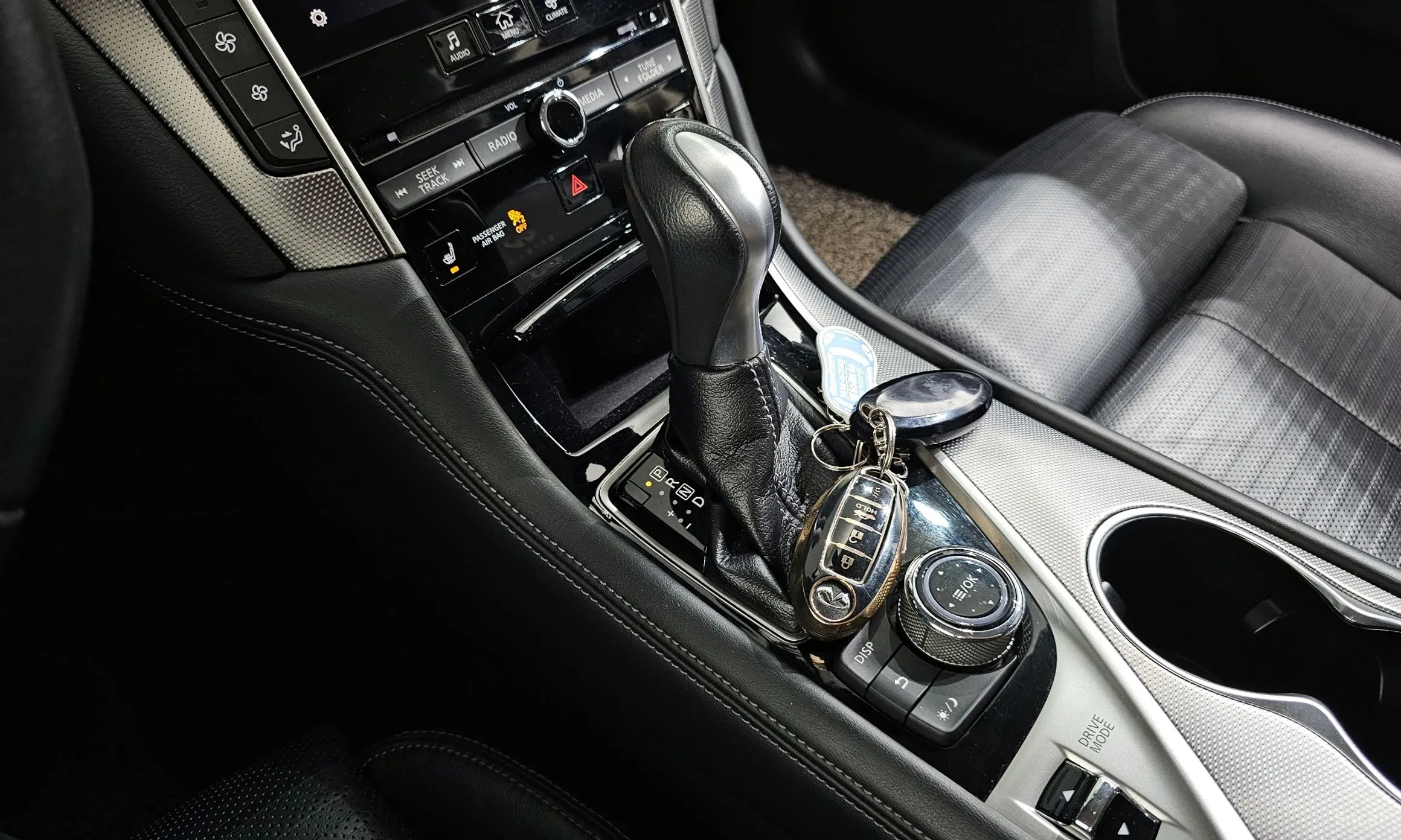Infiniti Q50 превью 9