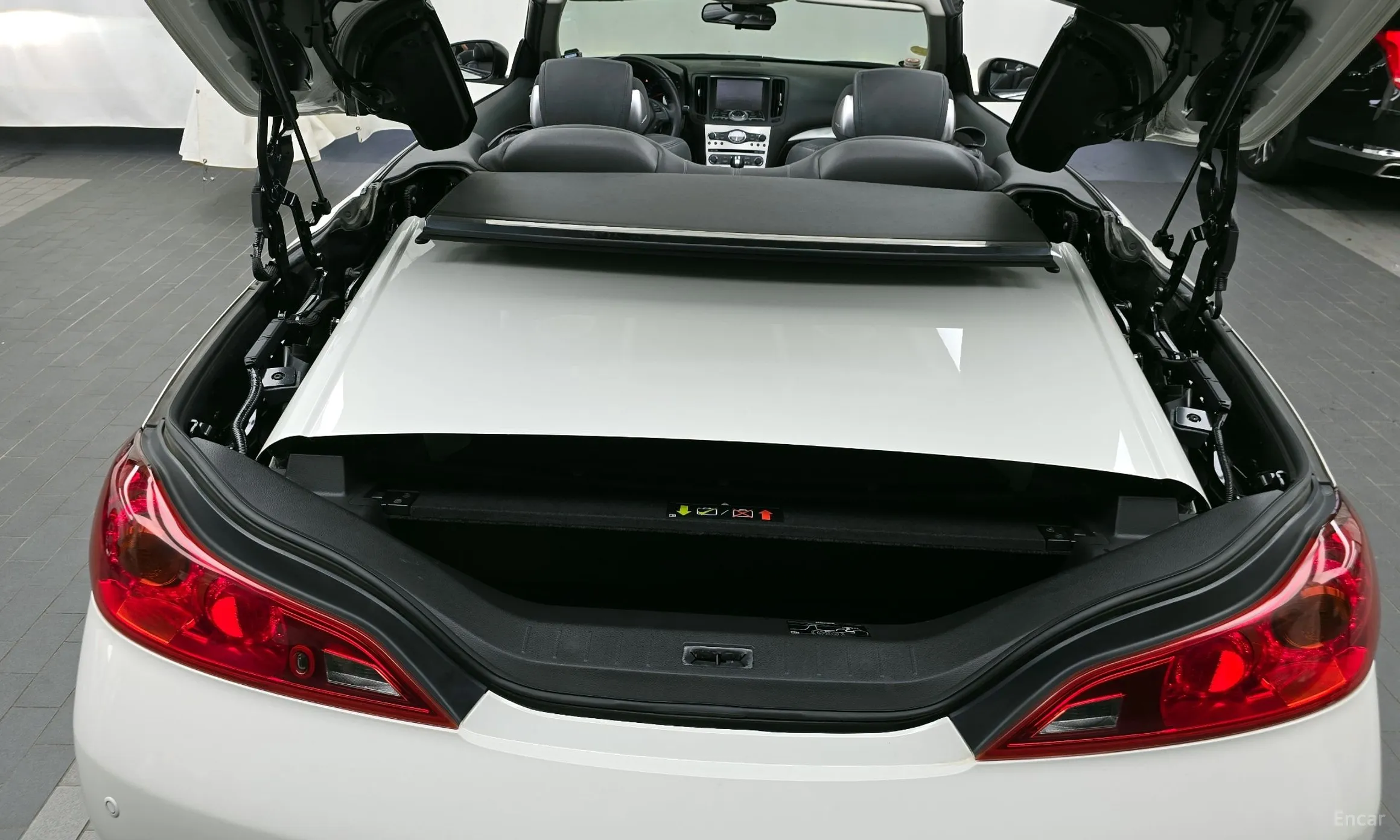 Infiniti G37 превью 20