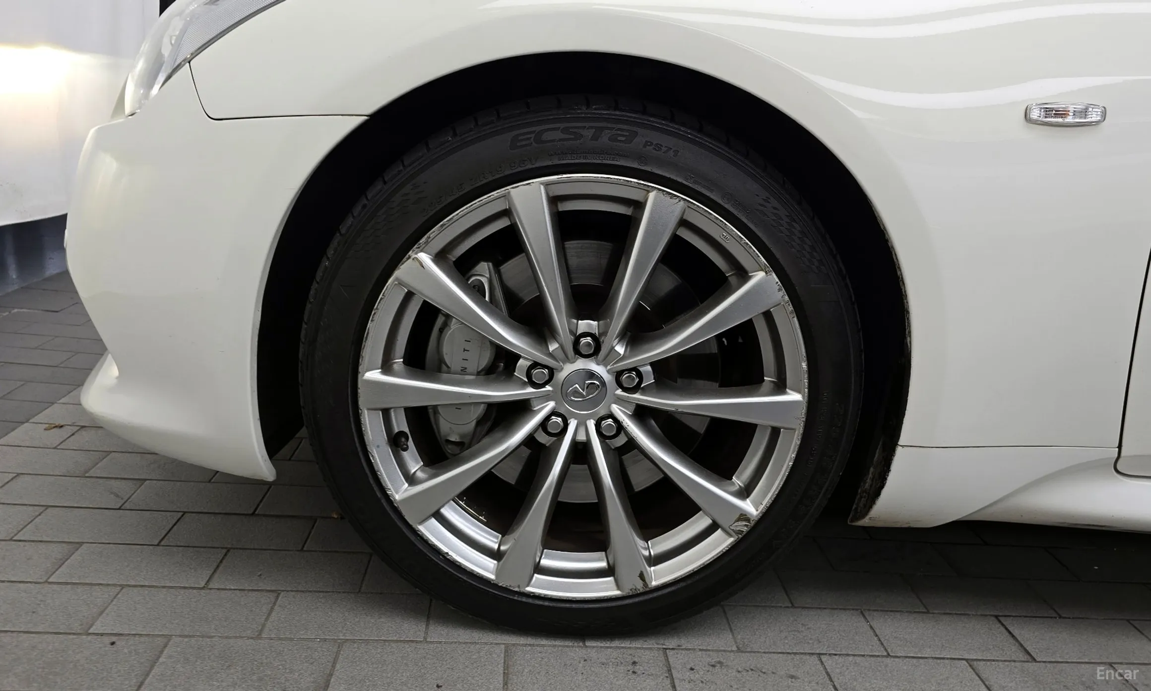 Infiniti G37 превью 5