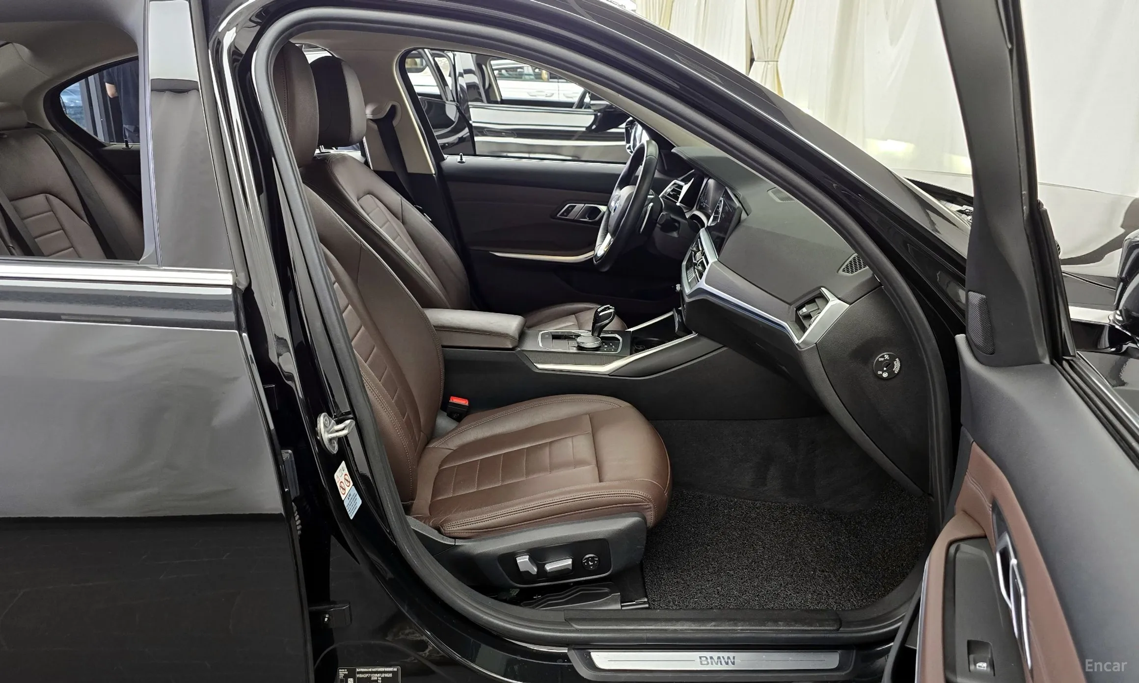 BMW 3 Series (G20) превью 11