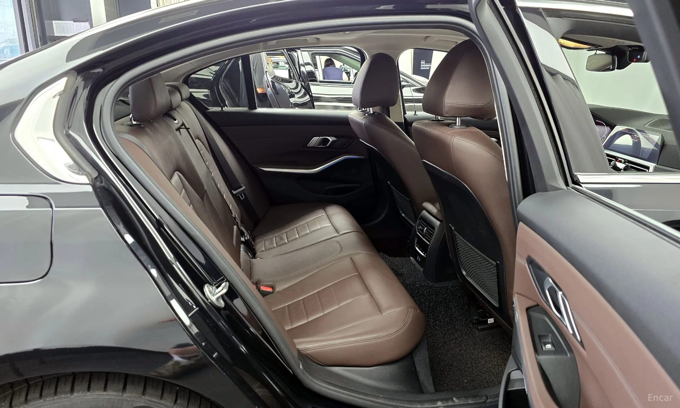 BMW 3 Series (G20) превью 12