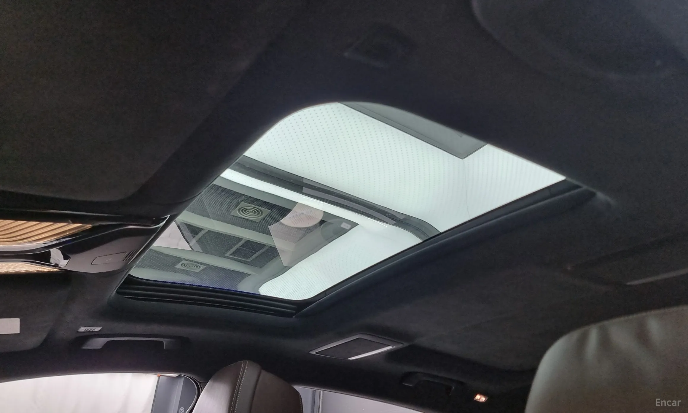 BMW 7 Series (G11) превью 18