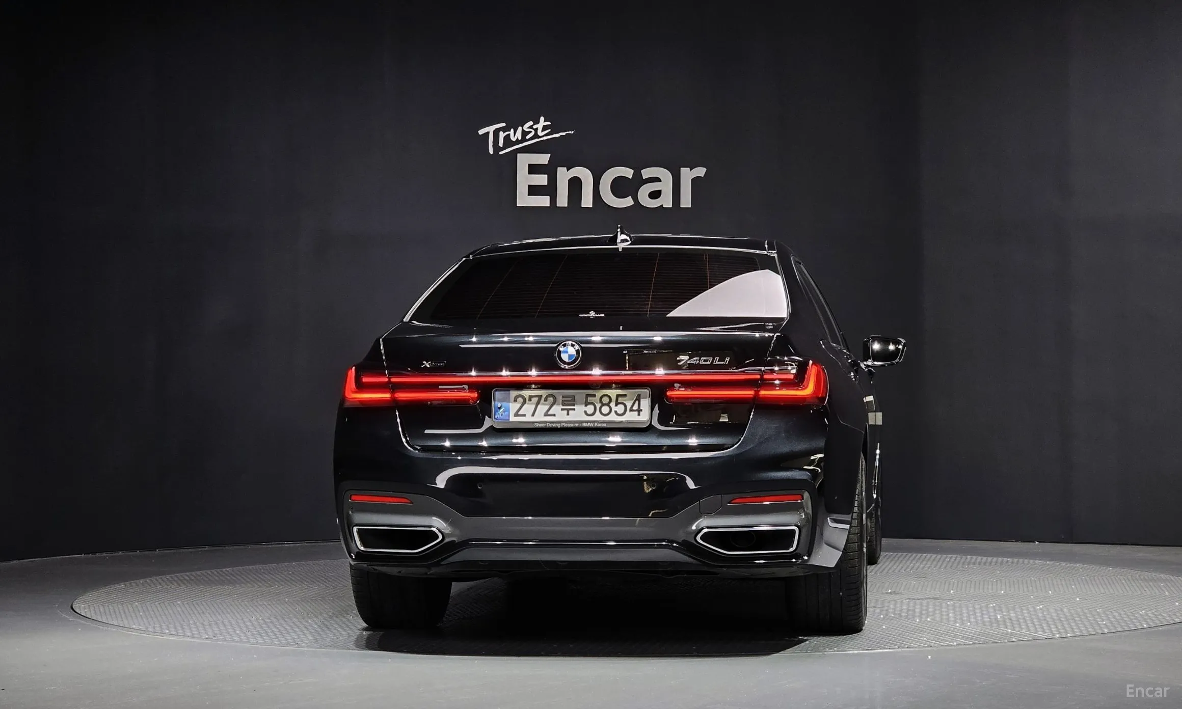 BMW 7 Series (G11) превью 4