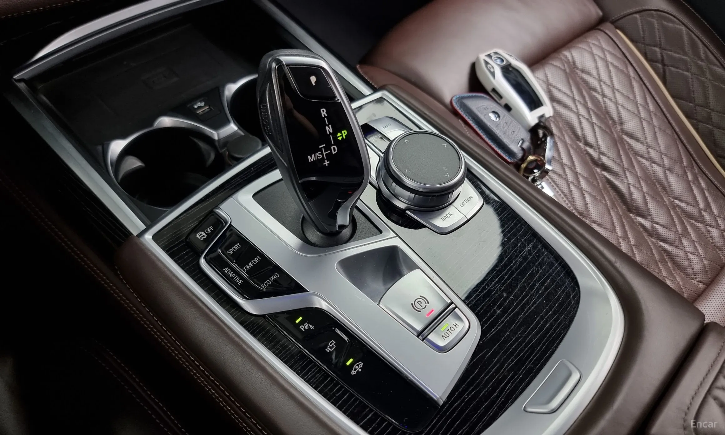 BMW 7 Series (G11) превью 9