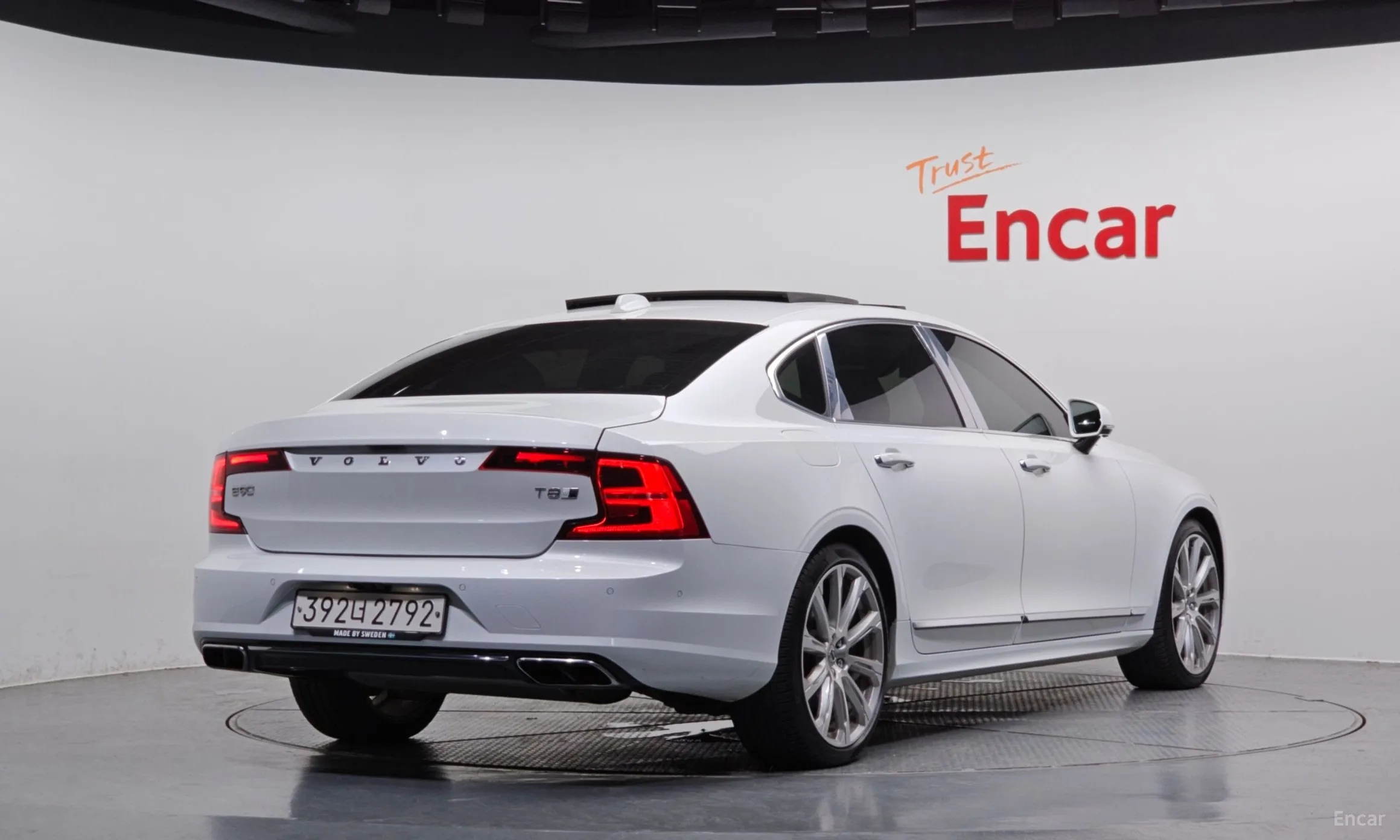 Volvo S90