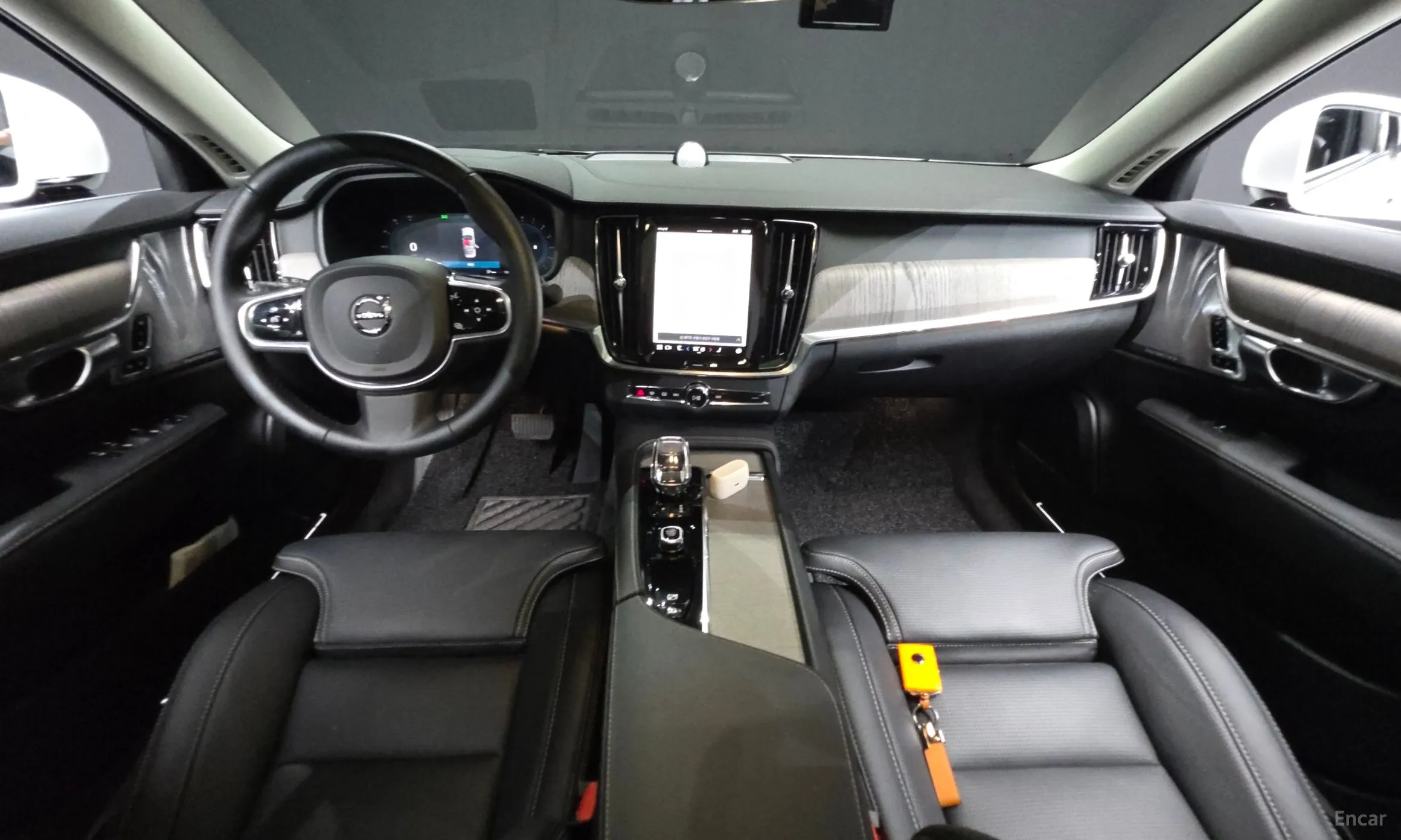 Volvo S90 превью 7