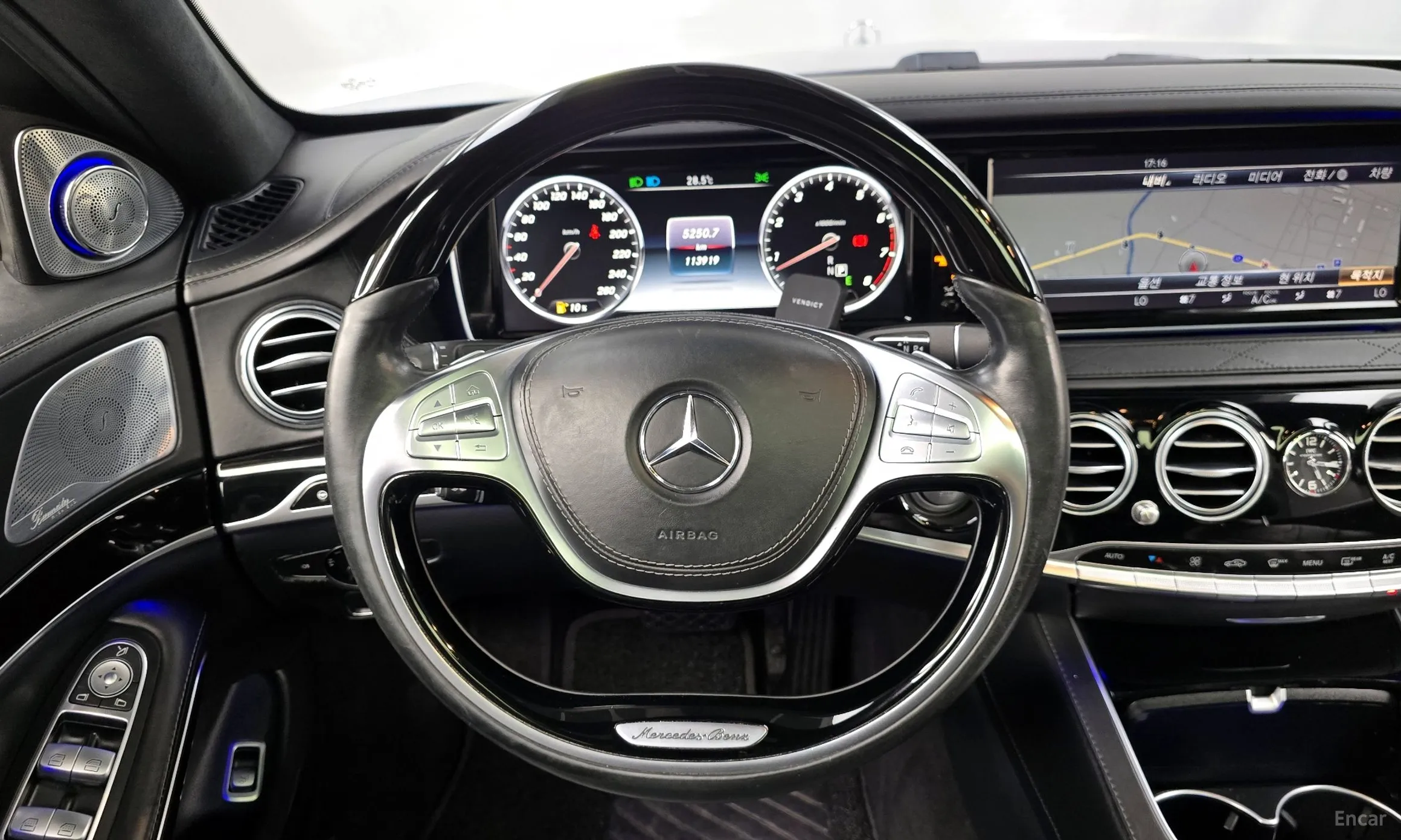 Mercedes Benz S-Class W222 превью 13