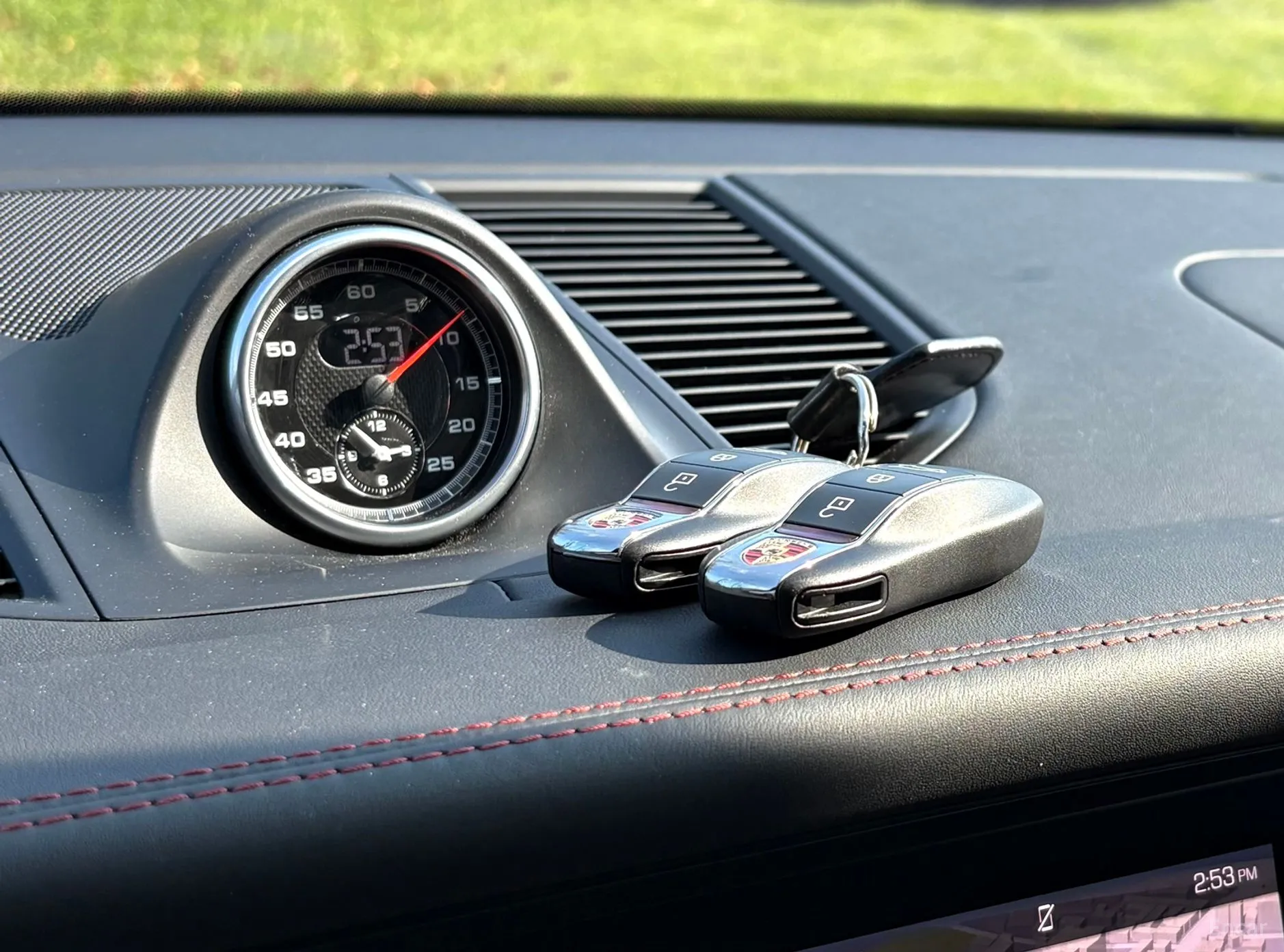 Porsche Macan превью 16