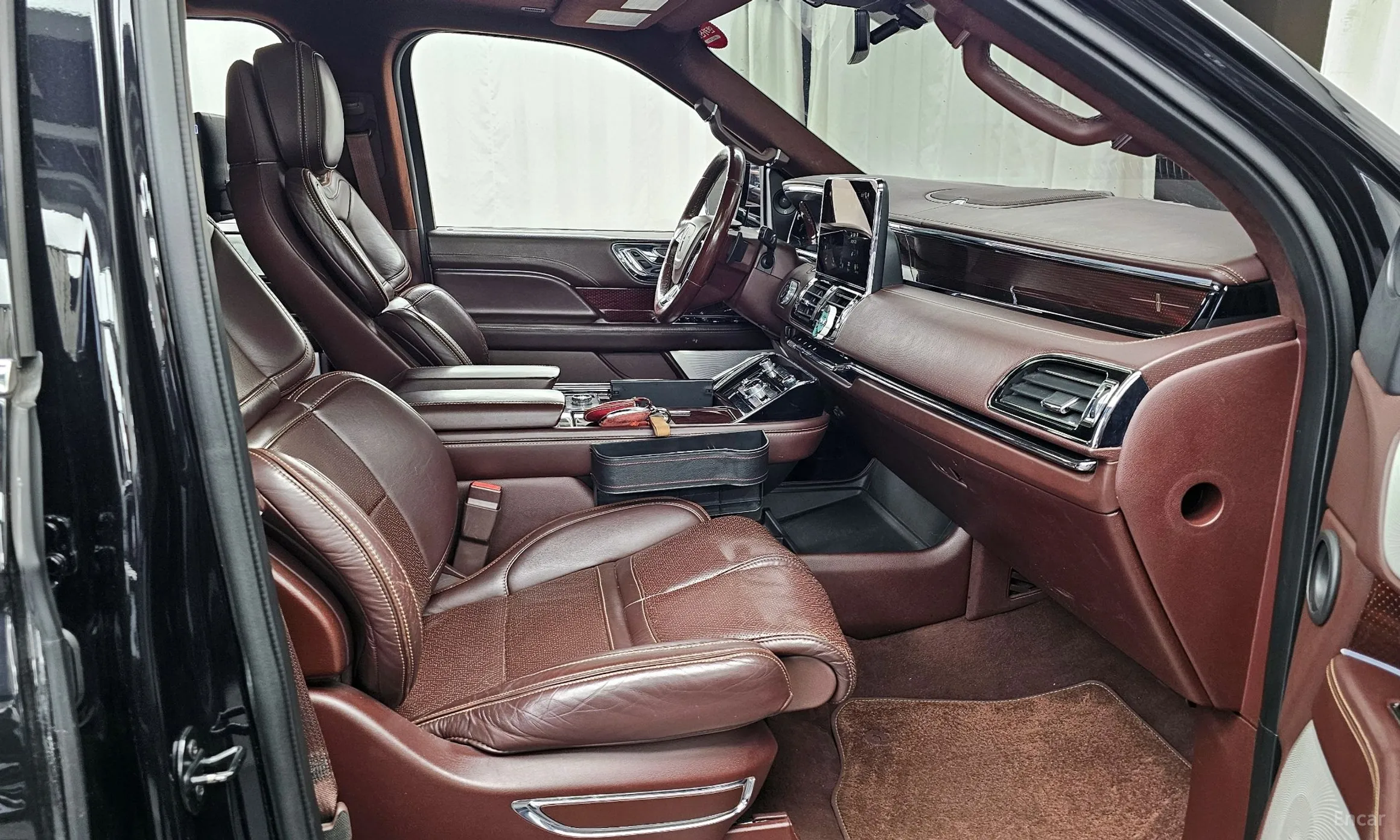 Lincoln Navigator 4th generation превью 11