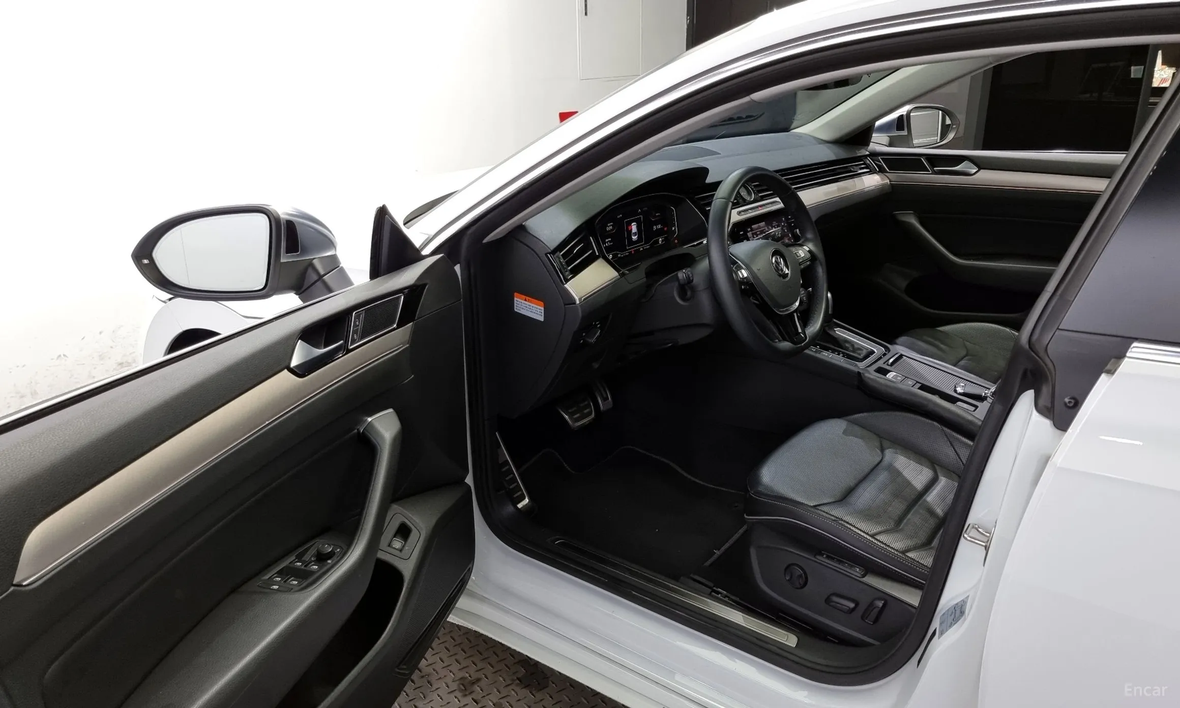 Volkswagen Ateon превью 10