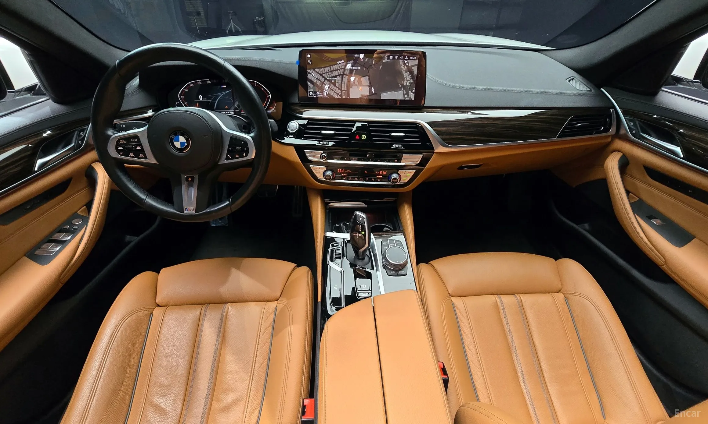 BMW 5 Series (G30) превью 7