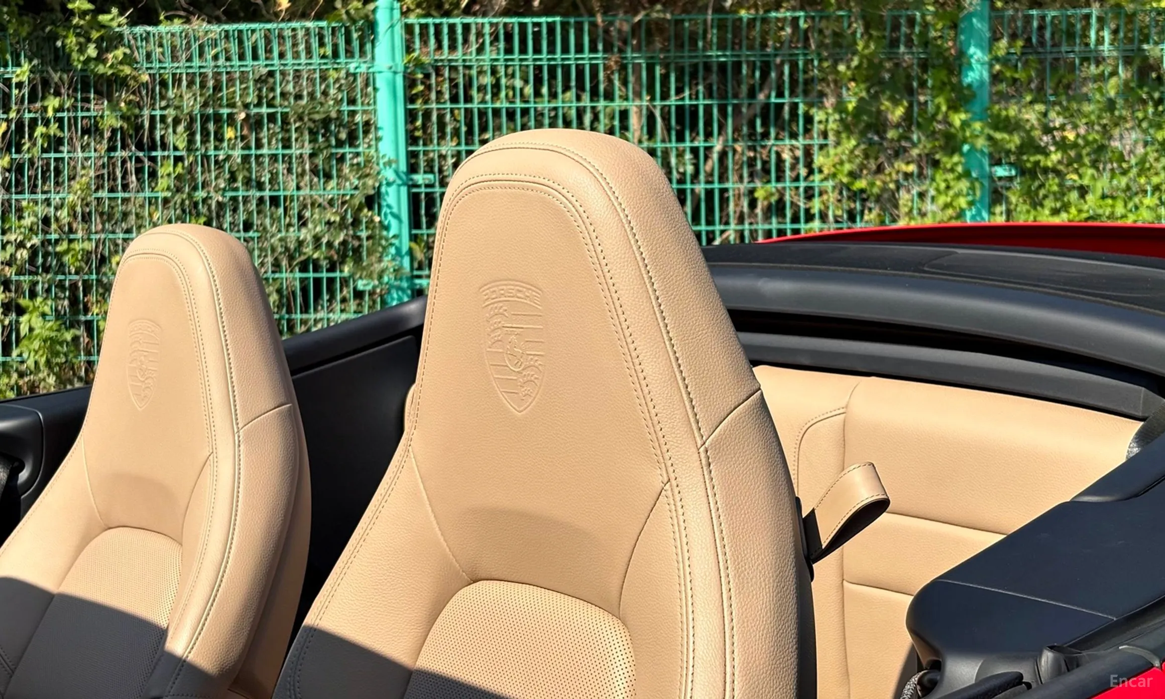 Porsche 911 (992) превью 13