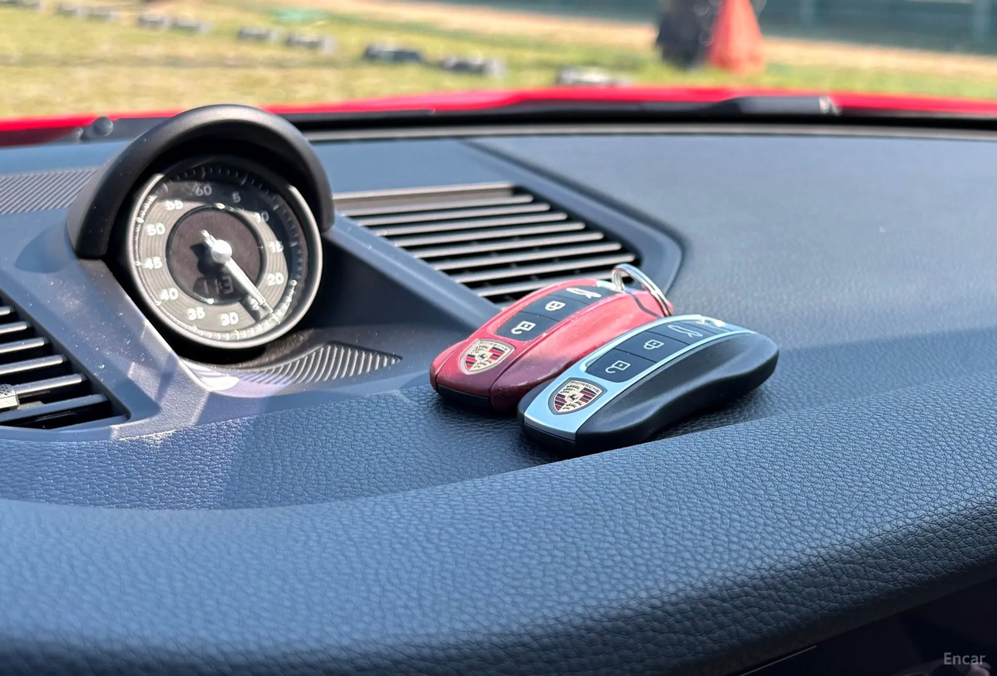 Porsche 911 (992) превью 17