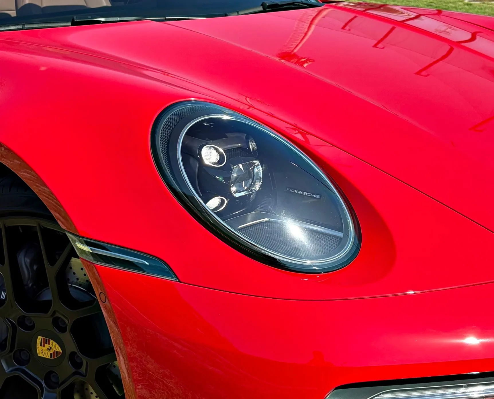 Porsche 911 (992) превью 6