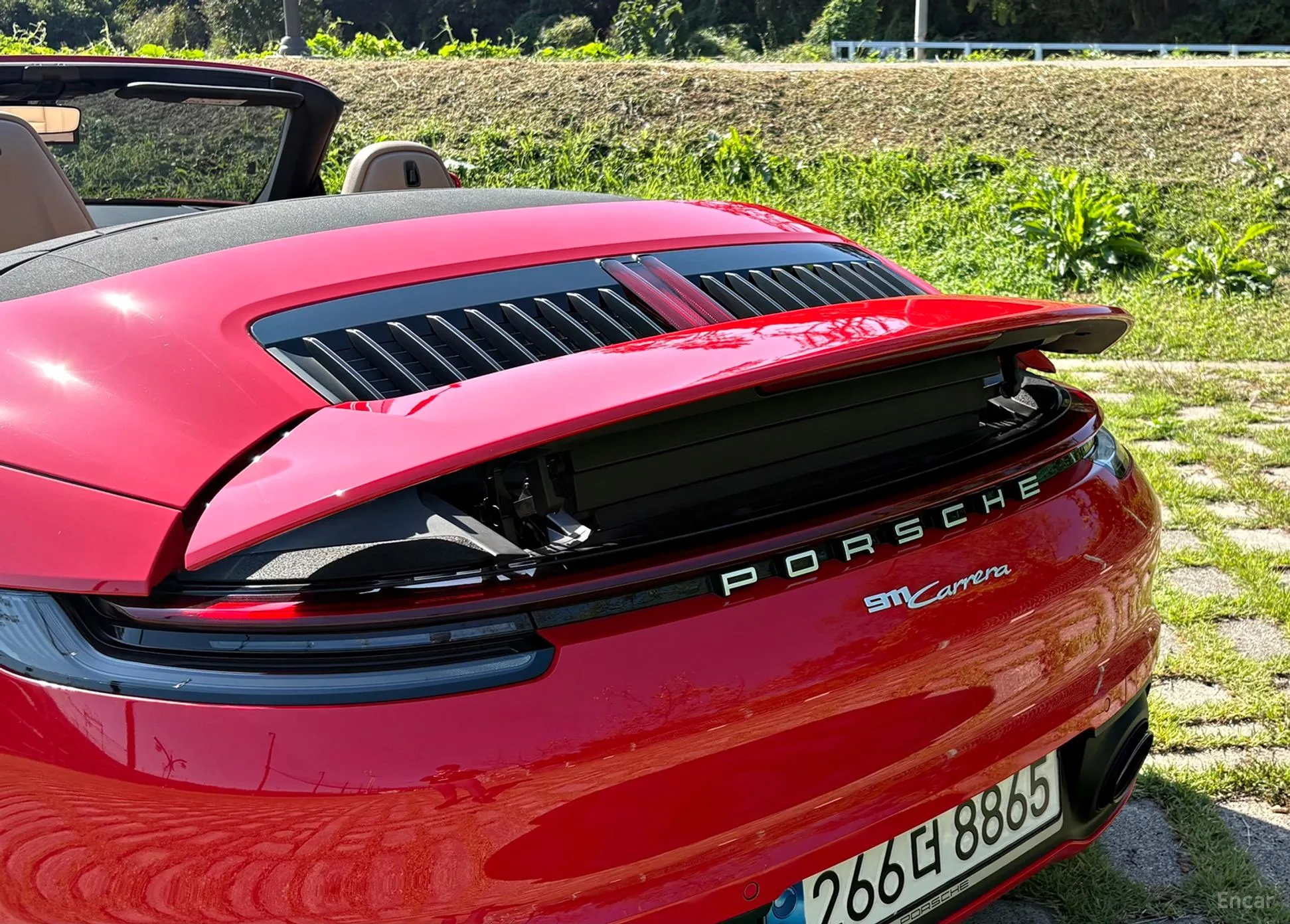 Porsche 911 (992) превью 8