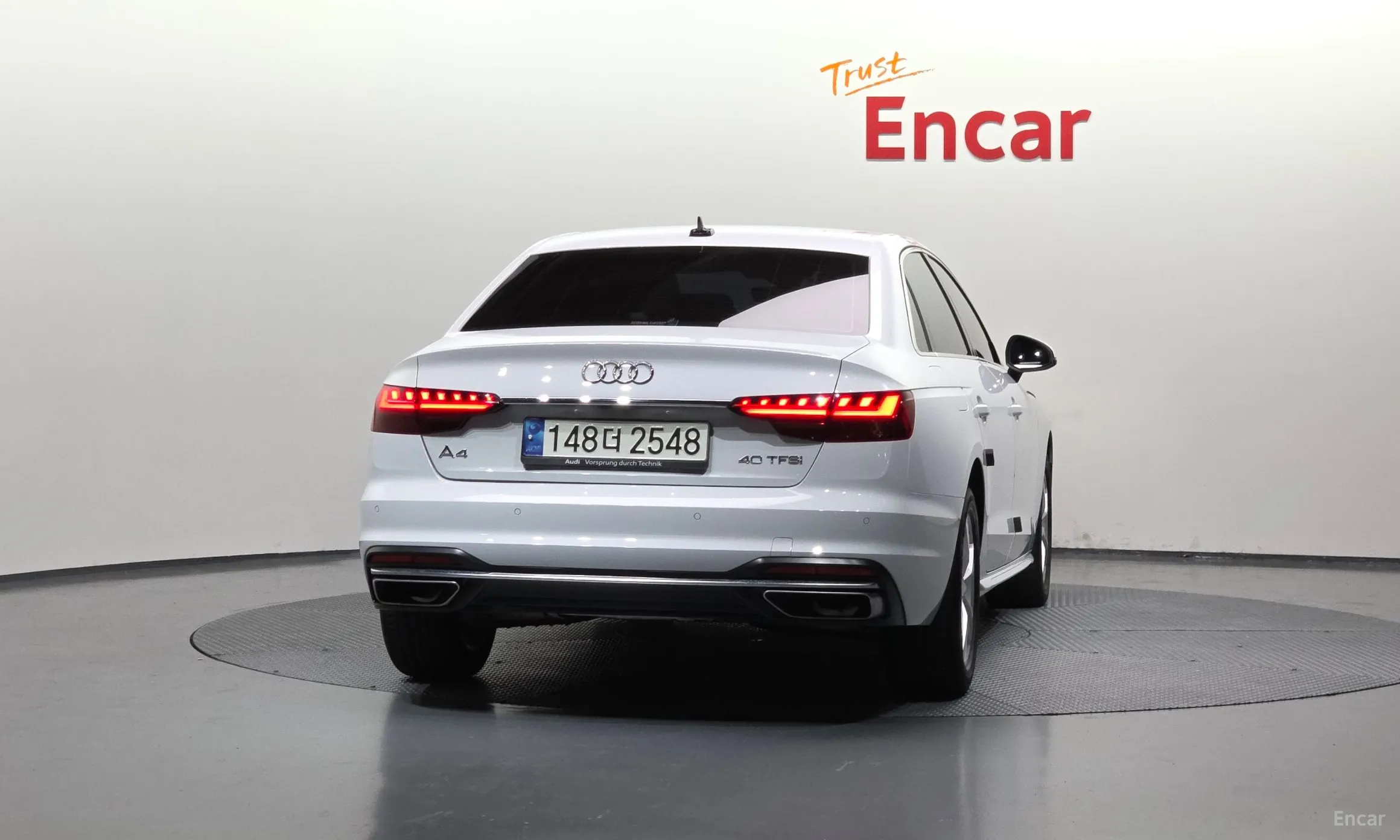 Audi A4 (B9) превью 4