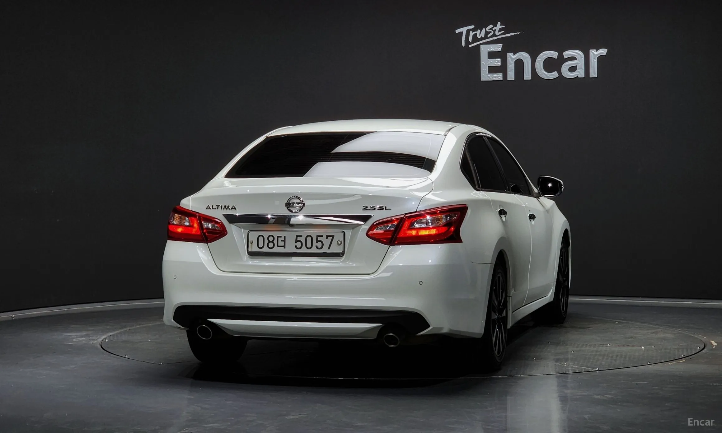 Nissan Altima превью 4